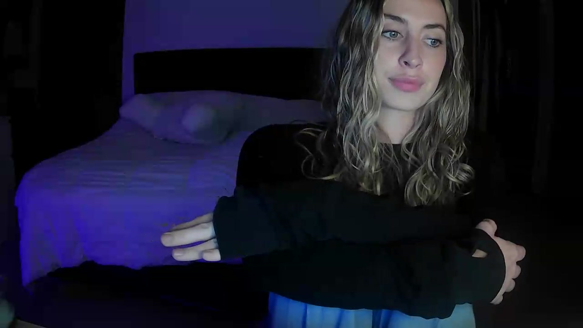 Gallery image thumbnail from Bambi20's myfreecams stream on, 05/21/2026, 04:20 image 4 of 20