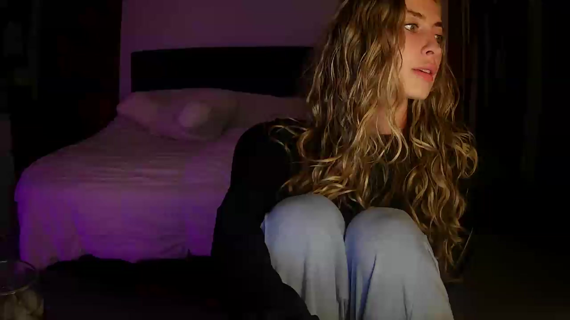Gallery image thumbnail from Bambi20's myfreecams stream on, 05/21/2026, 04:20 image 1 of 20