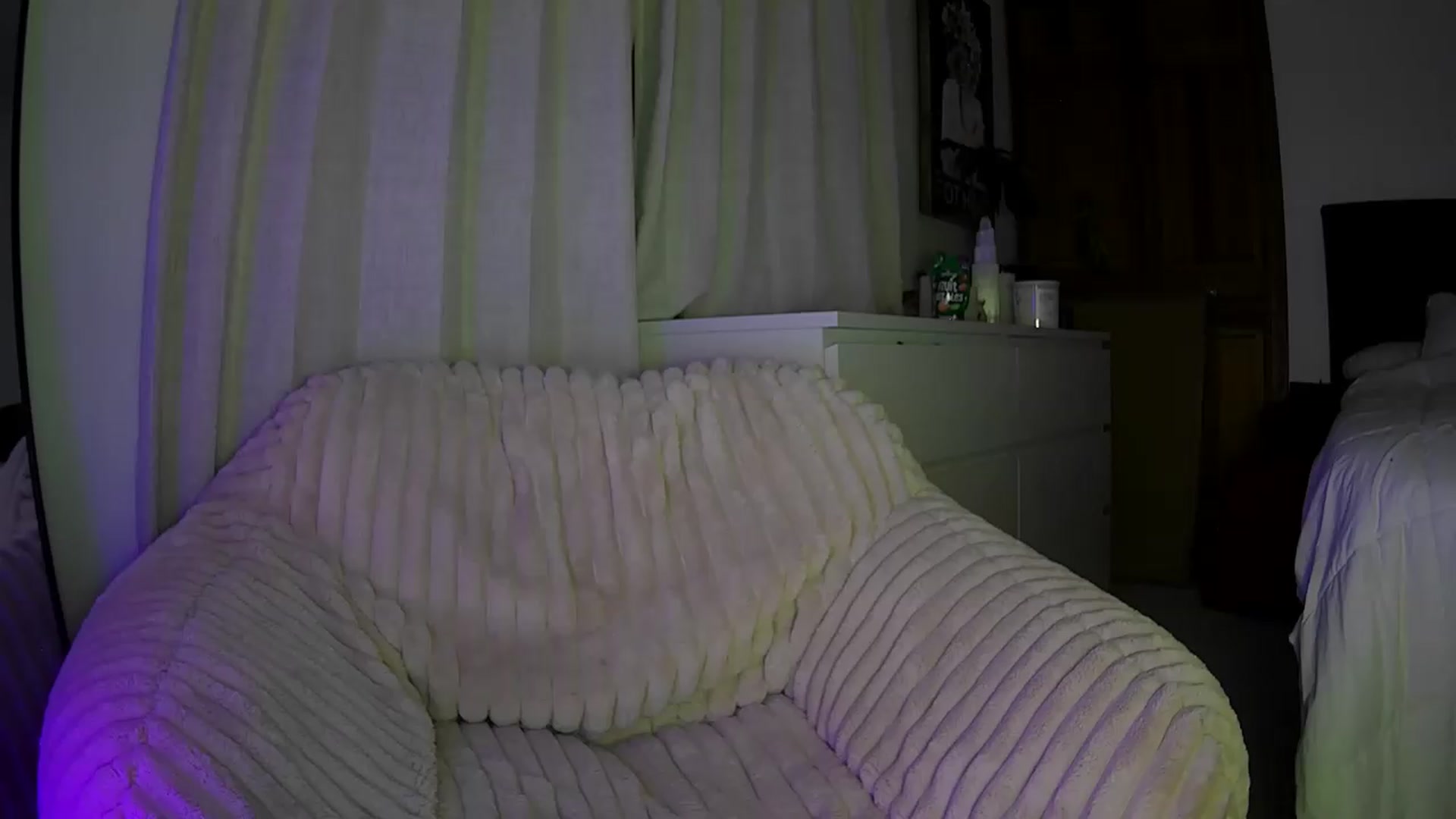 Gallery image thumbnail from Bambi20's myfreecams stream on, 05/23/2026, 06:00 image 14 of 20
