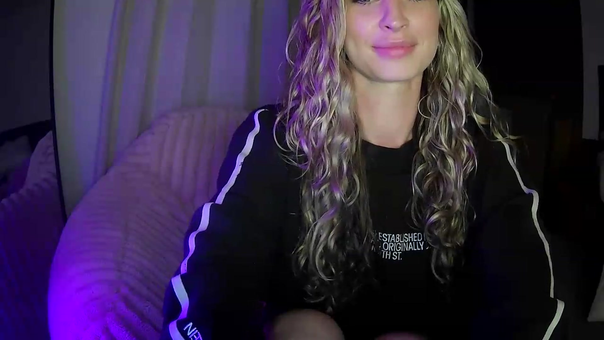 Gallery image thumbnail from Bambi20's myfreecams stream on, 05/24/2026, 03:48 image 8 of 20