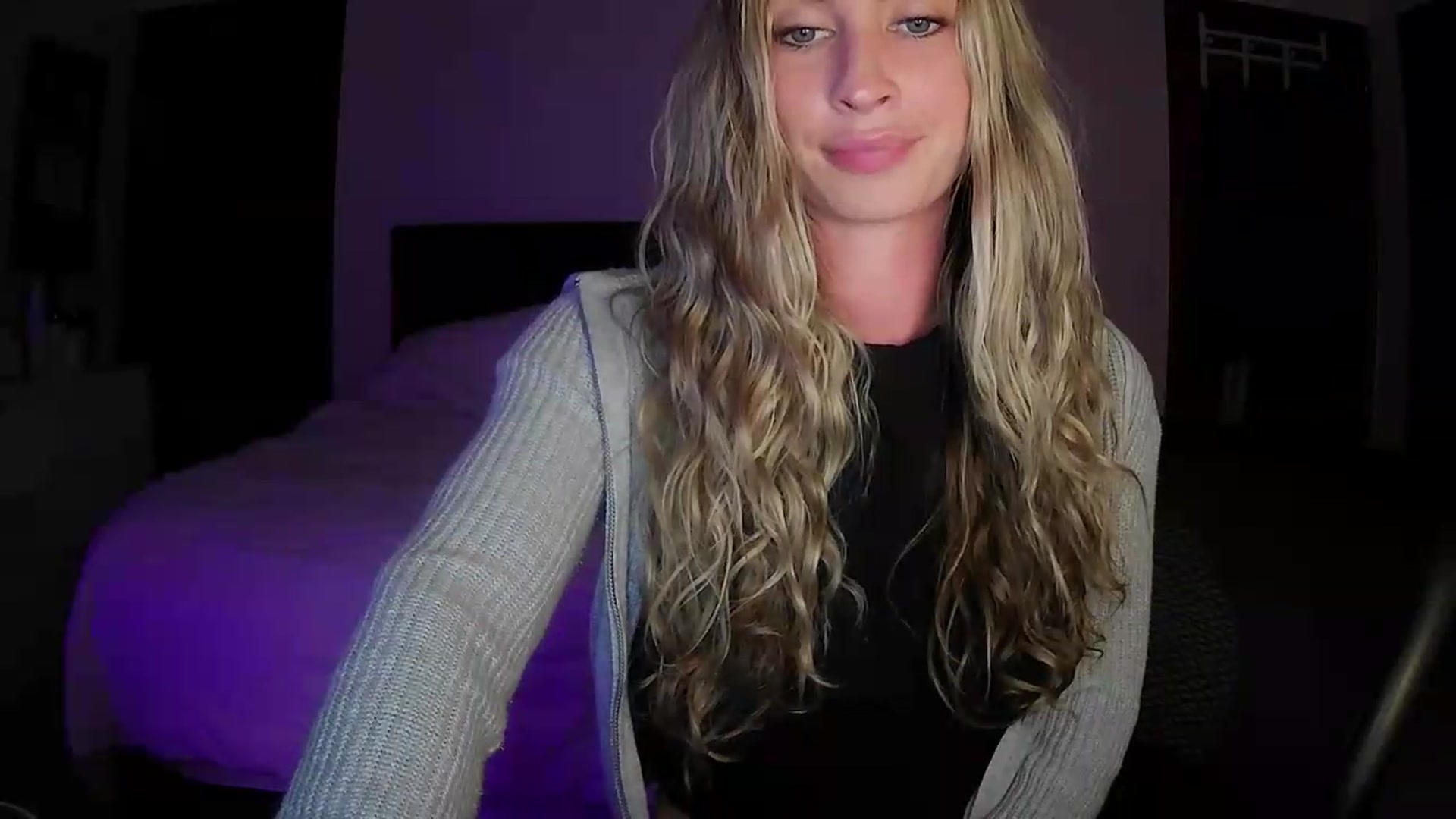 Gallery image thumbnail from Bambi20's myfreecams stream on, 05/27/2026, 03:27 image 7 of 20