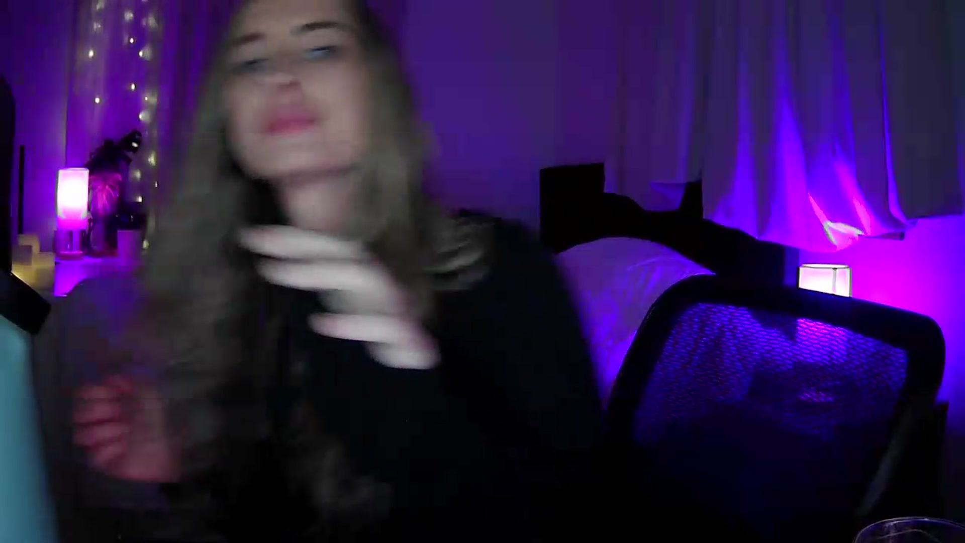 Gallery image thumbnail from Bambi20's myfreecams stream on, 06/05/2026, 03:42 image 7 of 20