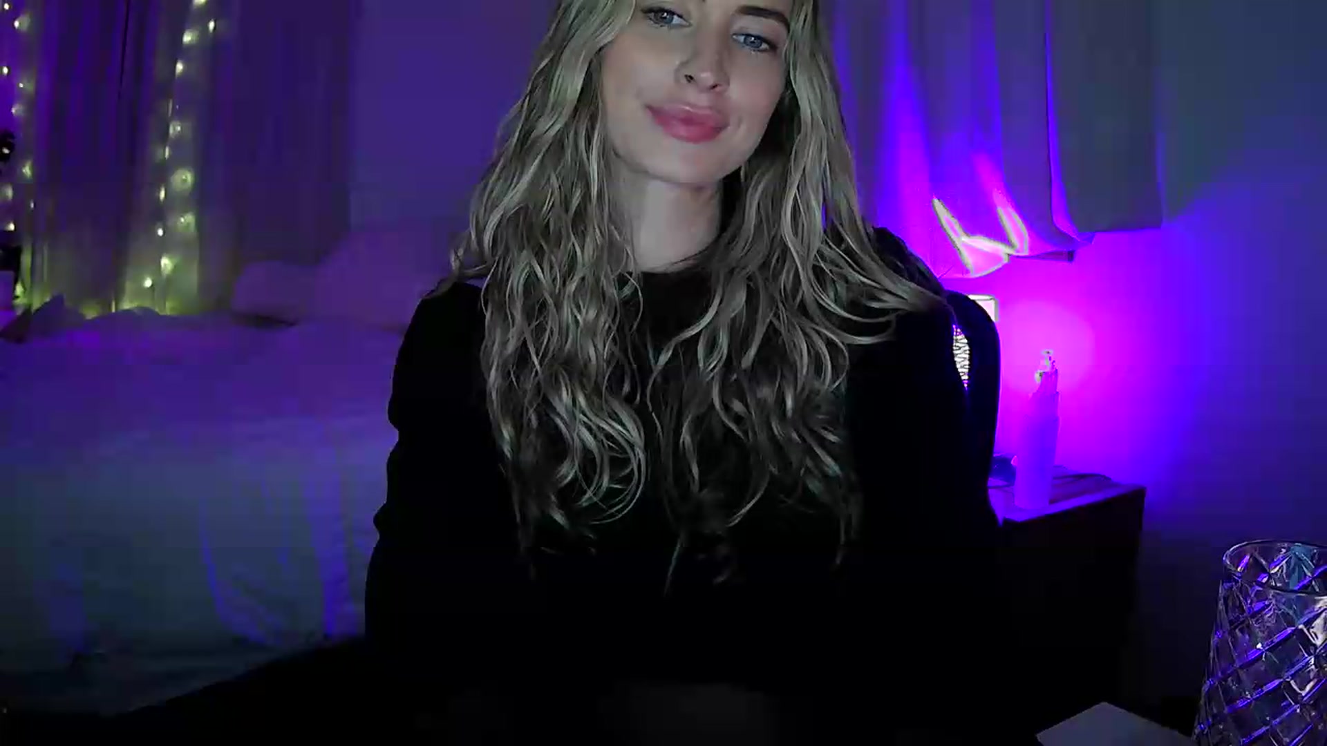 Gallery image thumbnail from Bambi20's myfreecams stream on, 06/05/2026, 05:14 image 12 of 20