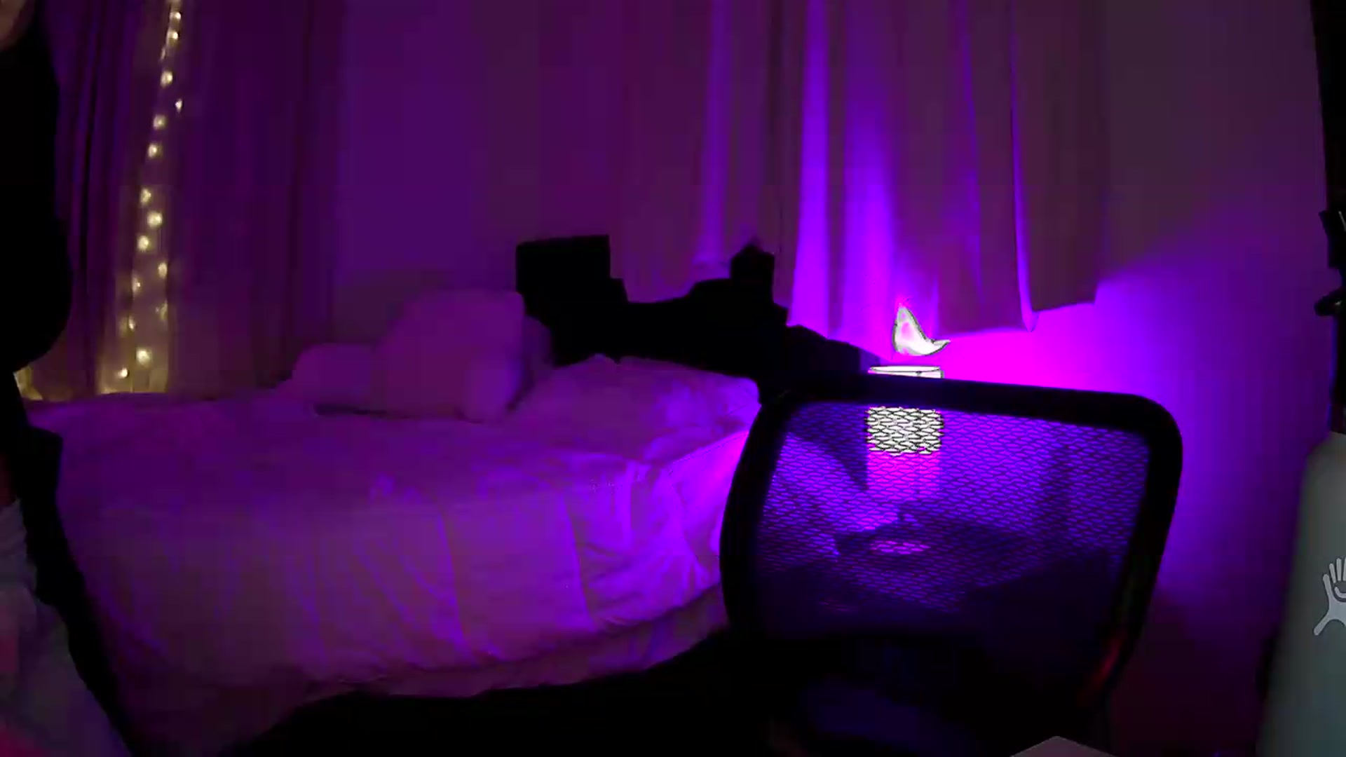Gallery image thumbnail from Bambi20's myfreecams stream on, 06/07/2026, 03:26 image 7 of 20
