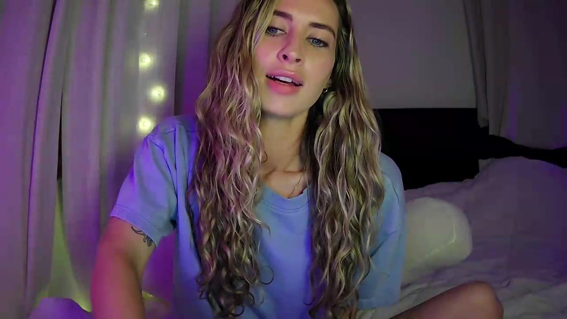Gallery image thumbnail from Bambi20's myfreecams stream on, 06/11/2026, 03:35 image 5 of 20