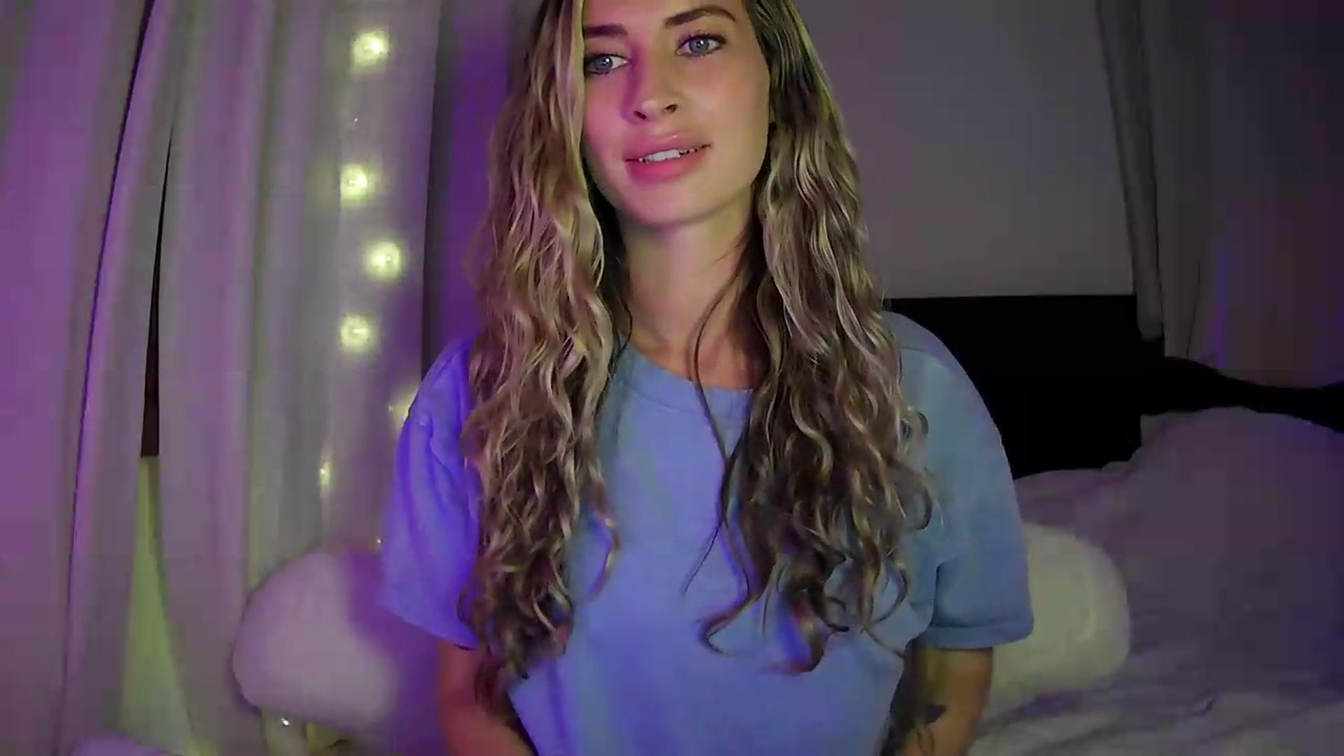 Gallery image thumbnail from Bambi20's myfreecams stream on, 06/11/2026, 03:35 image 2 of 20