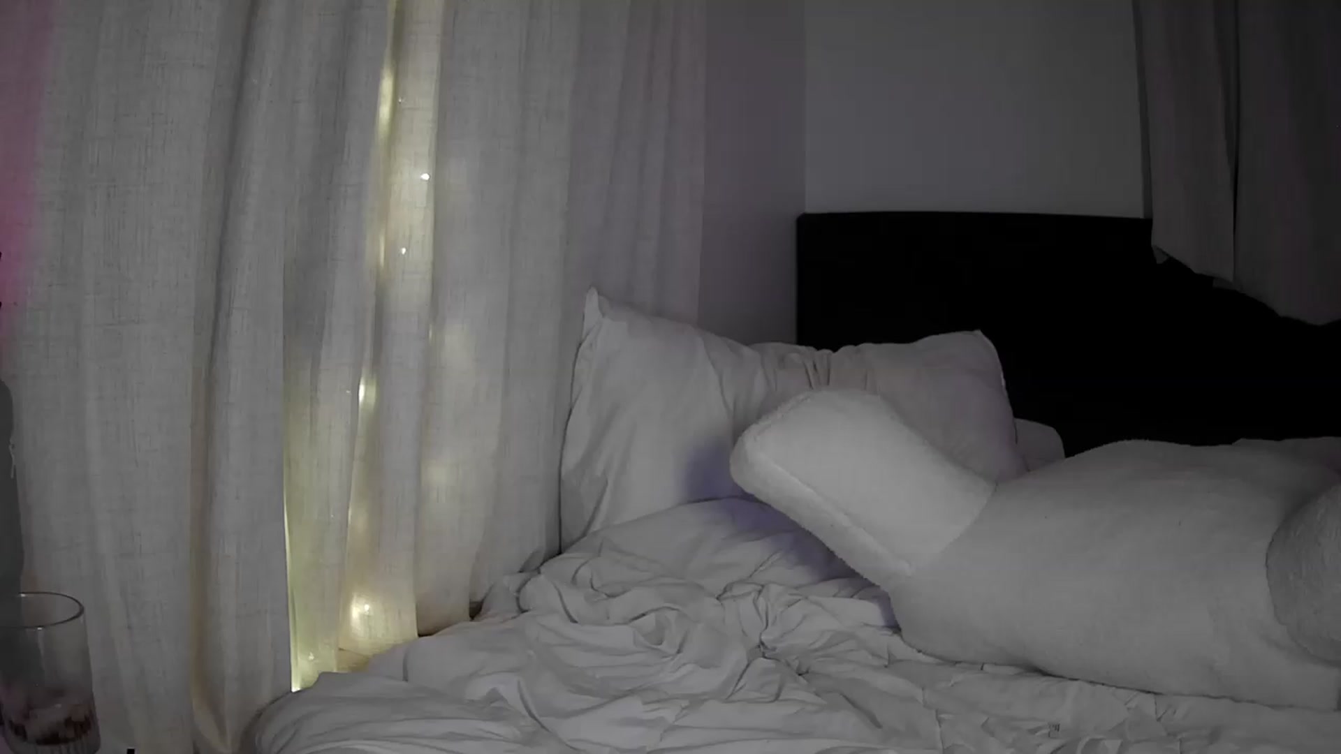 Gallery image thumbnail from Bambi20's myfreecams stream on, 06/16/2026, 07:01 image 8 of 20