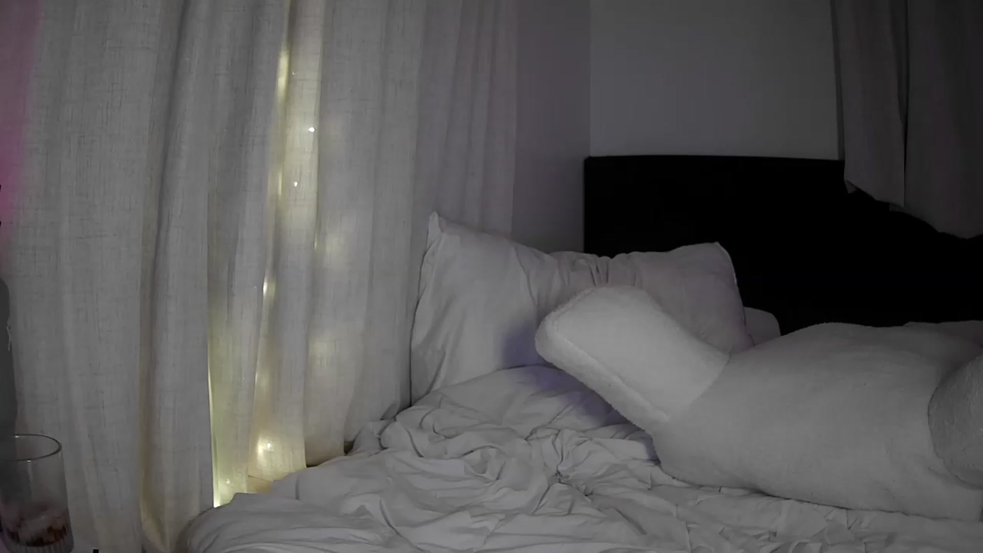 Gallery image thumbnail from Bambi20's myfreecams stream on, 06/16/2026, 07:01 image 7 of 20