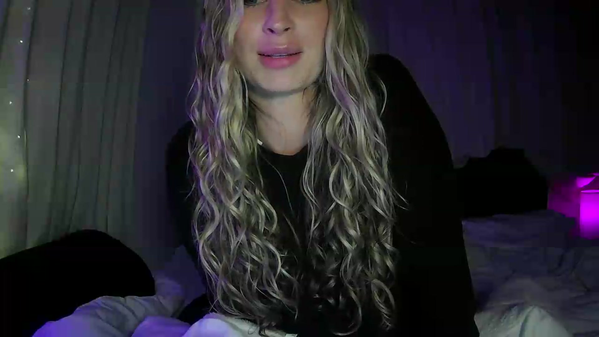 Gallery image thumbnail from Bambi20's myfreecams stream on, 07/01/2026, 04:10 image 19 of 20