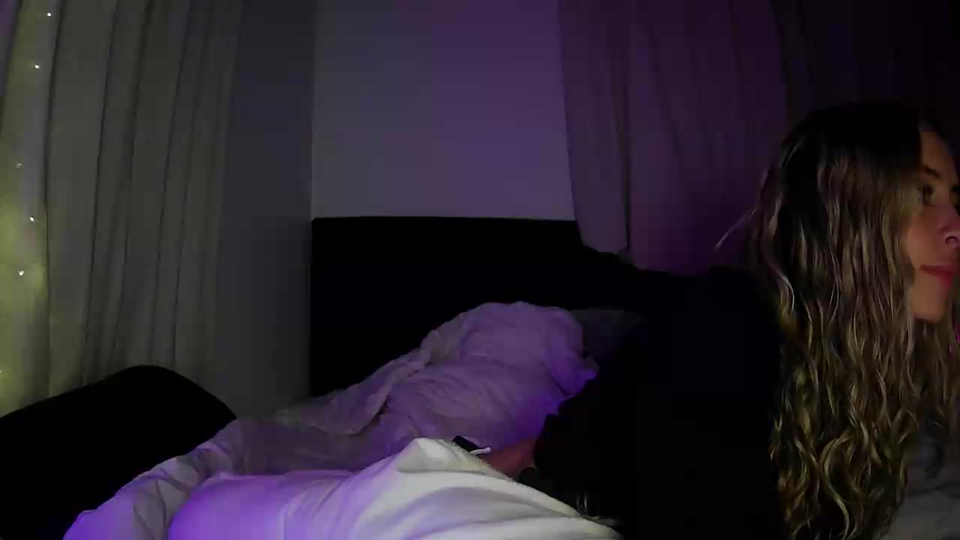 Gallery image thumbnail from Bambi20's myfreecams stream on, 07/01/2026, 04:10 image 6 of 20