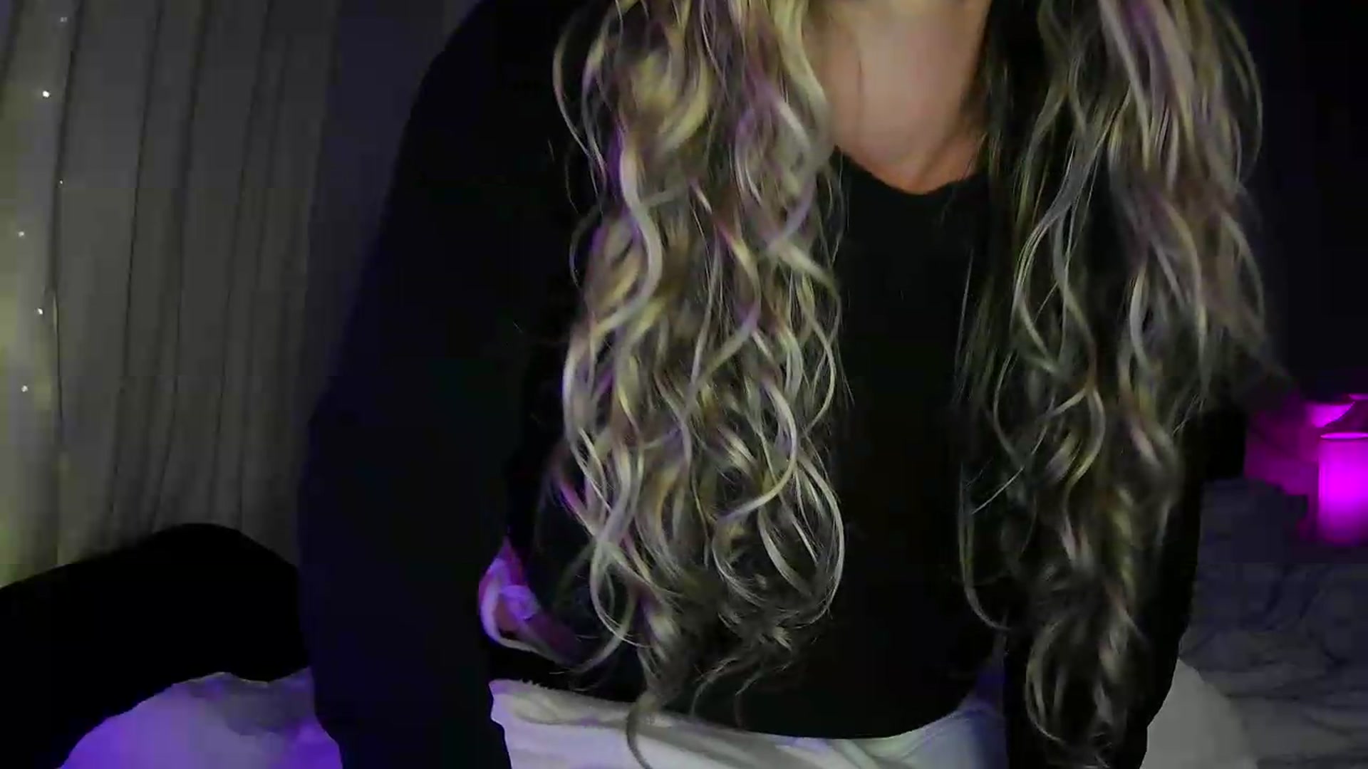 Gallery image thumbnail from Bambi20's myfreecams stream on, 07/01/2026, 04:10 image 12 of 20