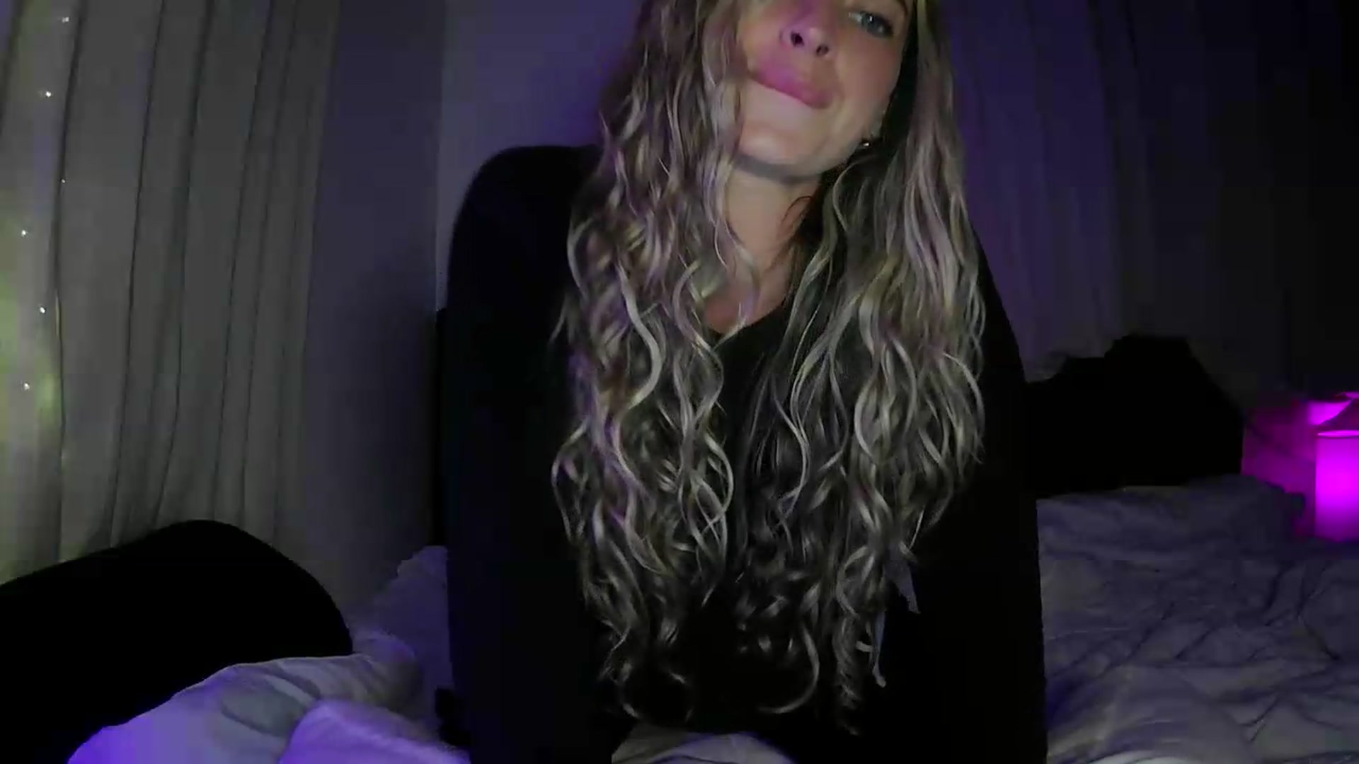 Gallery image thumbnail from Bambi20's myfreecams stream on, 07/01/2026, 04:10 image 20 of 20