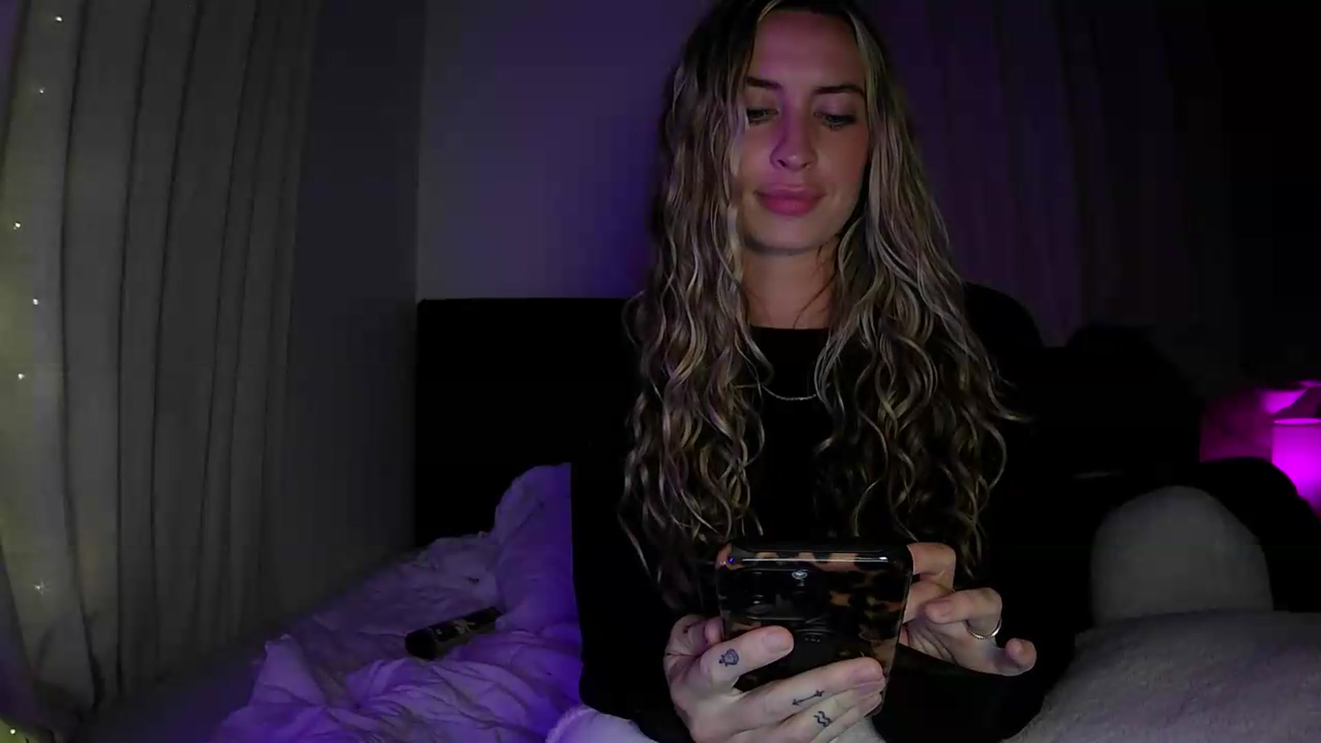 Gallery image thumbnail from Bambi20's myfreecams stream on, 07/01/2026, 05:44 image 6 of 20