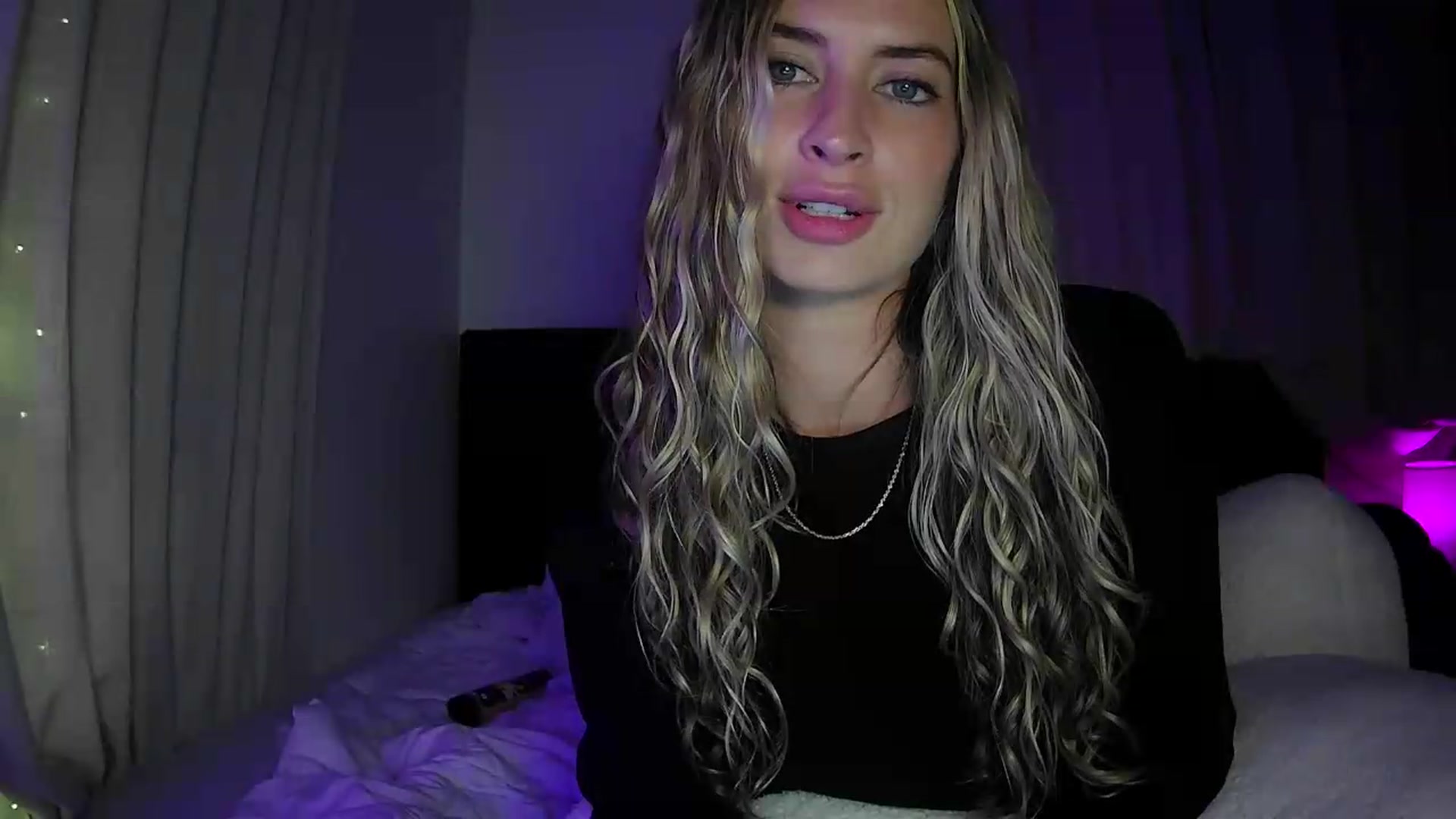 Gallery image thumbnail from Bambi20's myfreecams stream on, 07/01/2026, 05:44 image 3 of 20