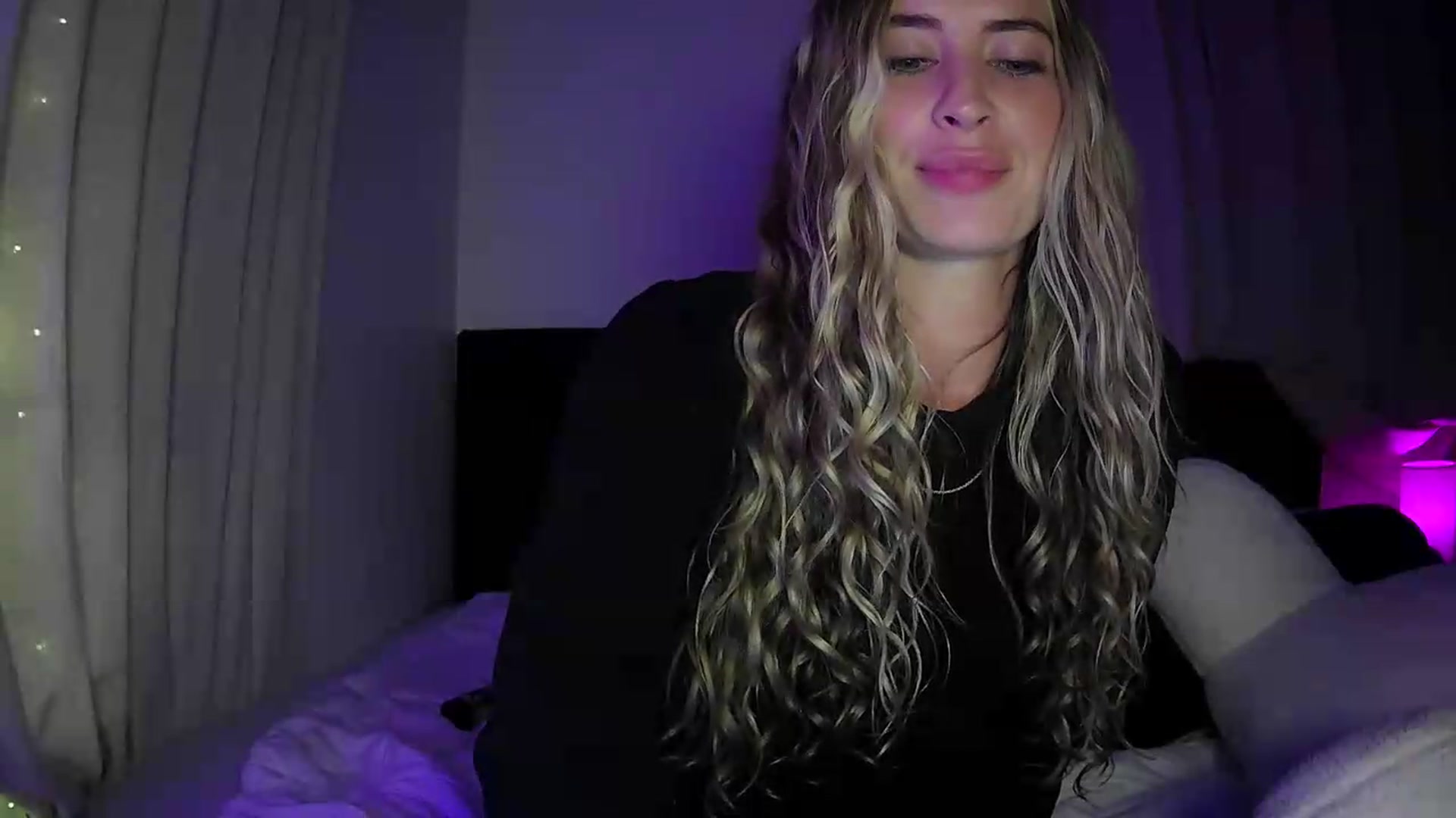 Gallery image thumbnail from Bambi20's myfreecams stream on, 07/01/2026, 05:44 image 20 of 20