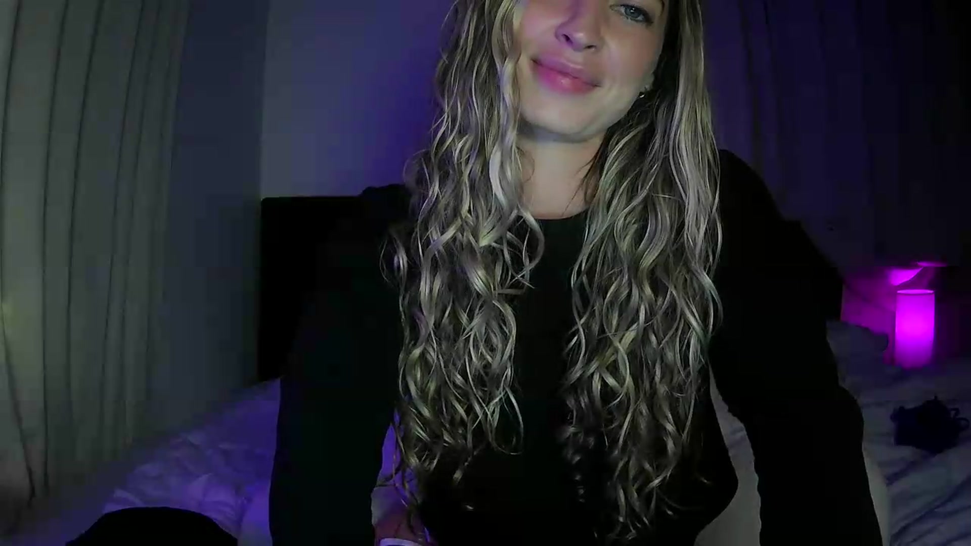 Gallery image thumbnail from Bambi20's myfreecams stream on, 07/01/2026, 06:48 image 9 of 20
