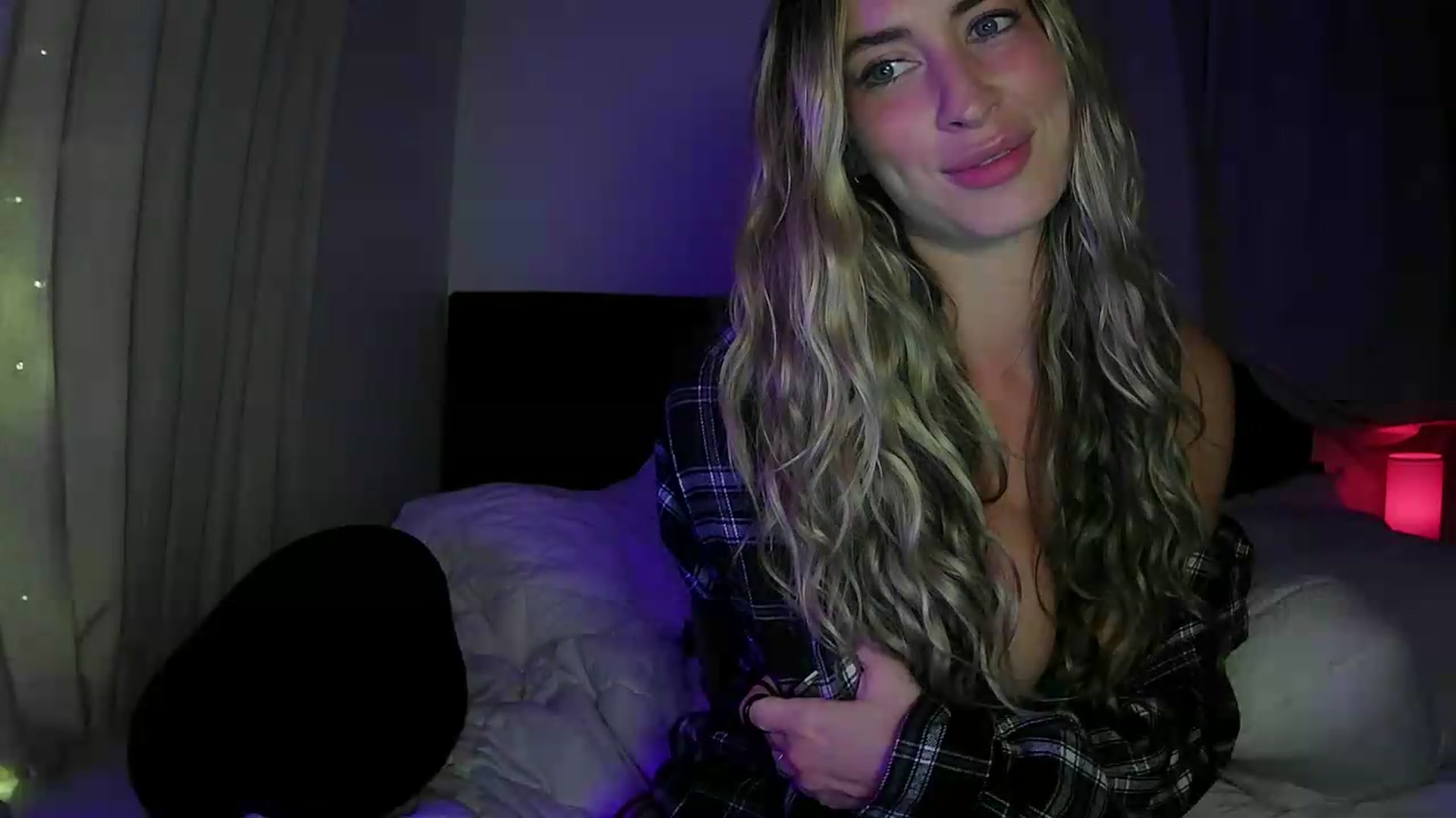 Gallery image thumbnail from Bambi20's myfreecams stream on, 07/02/2026, 05:44 image 6 of 20