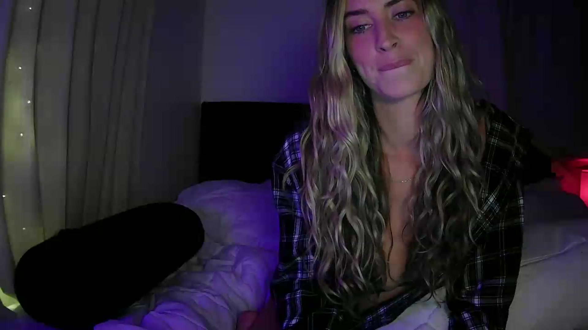 Gallery image thumbnail from Bambi20's myfreecams stream on, 07/02/2026, 05:44 image 10 of 20