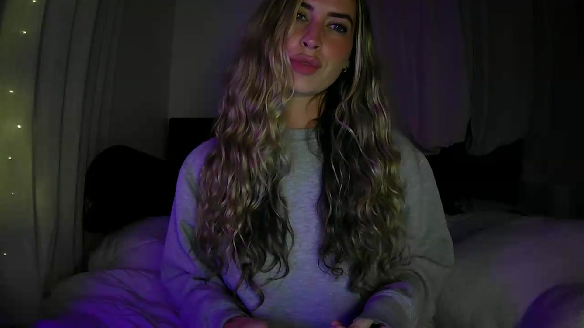 Gallery image thumbnail from Bambi20's myfreecams stream on, 07/03/2026, 04:45 image 5 of 20