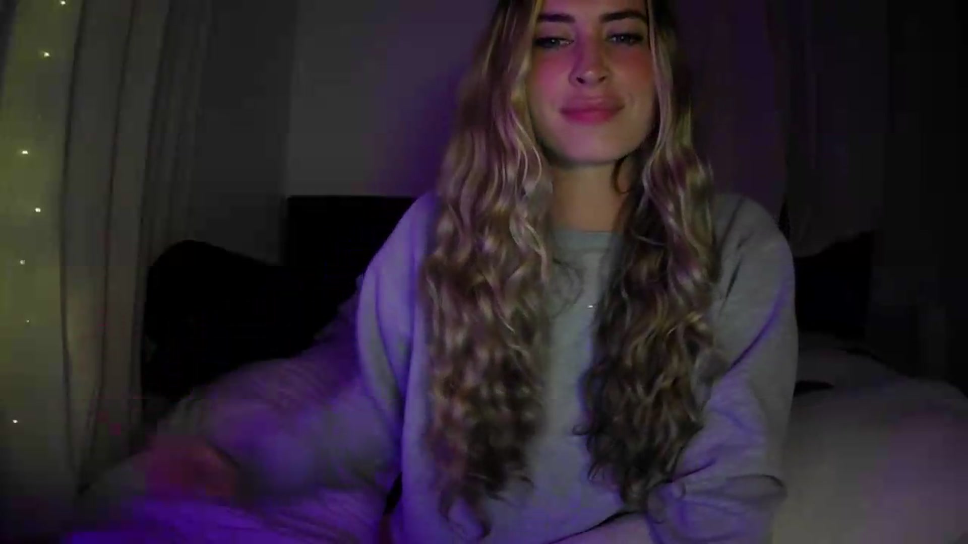 Gallery image thumbnail from Bambi20's myfreecams stream on, 07/03/2026, 04:45 image 7 of 20