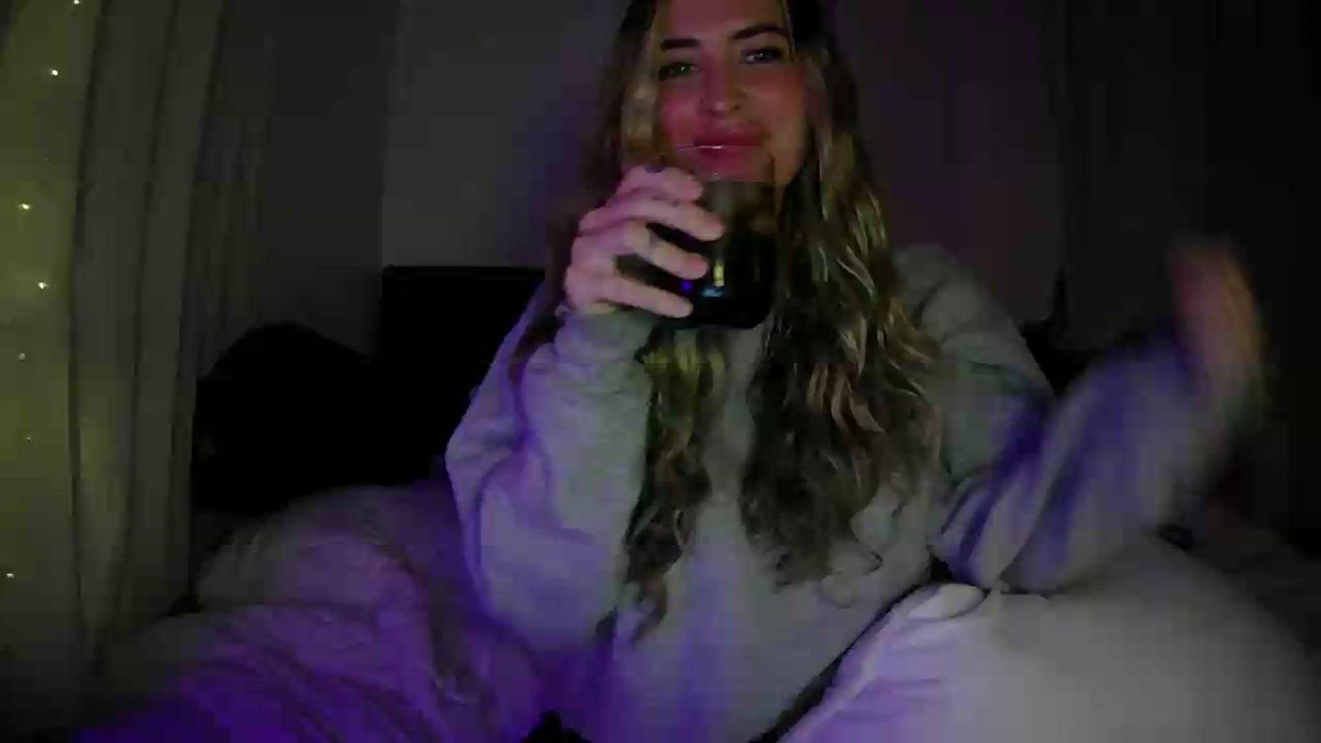 Gallery image thumbnail from Bambi20's myfreecams stream on, 07/03/2026, 04:45 image 1 of 20