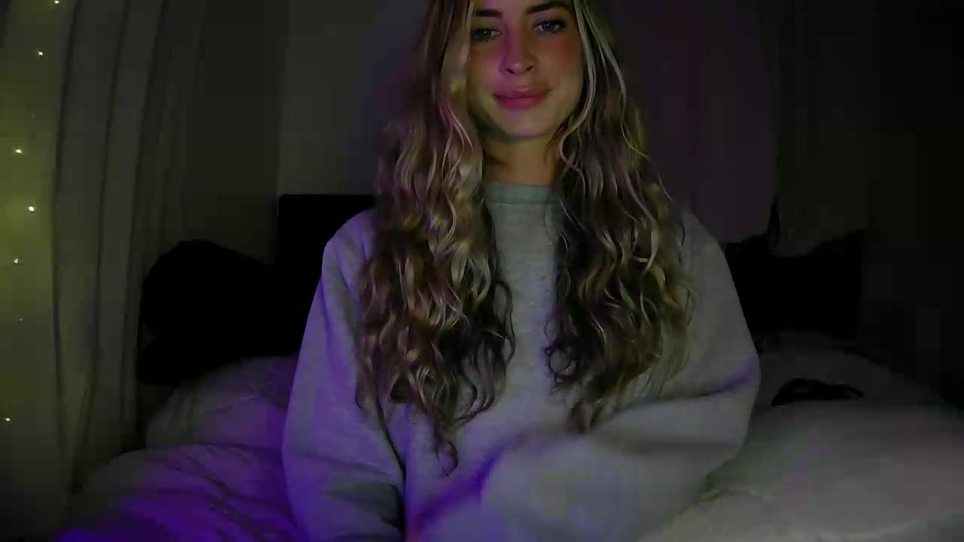 Gallery image thumbnail from Bambi20's myfreecams stream on, 07/03/2026, 04:45 image 4 of 20