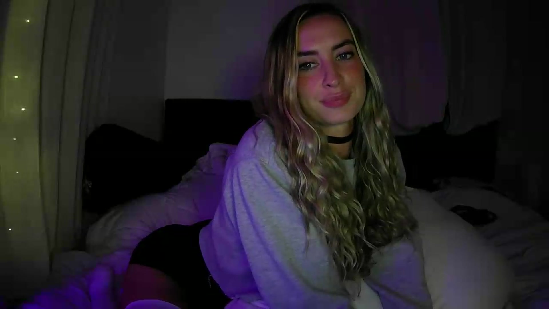 Gallery image thumbnail from Bambi20's myfreecams stream on, 07/03/2026, 04:45 image 17 of 20