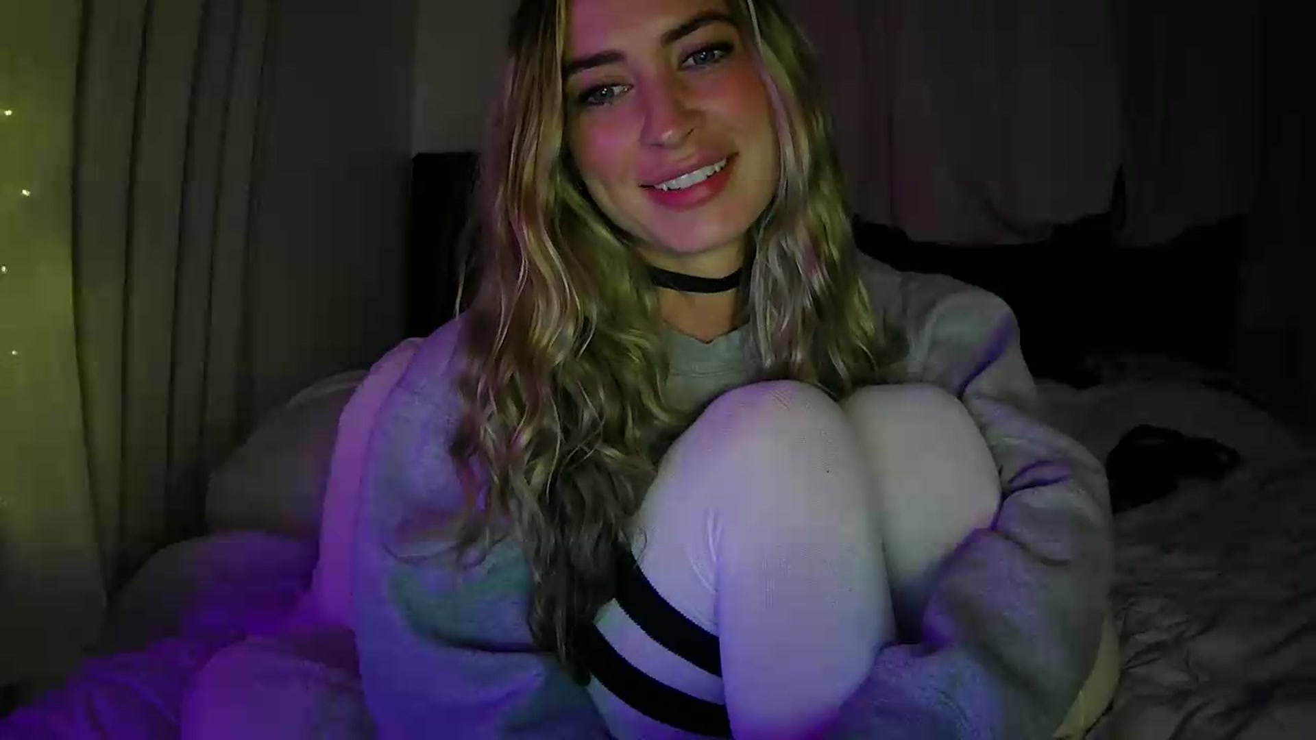 Gallery image thumbnail from Bambi20's myfreecams stream on, 07/03/2026, 05:55 image 17 of 20