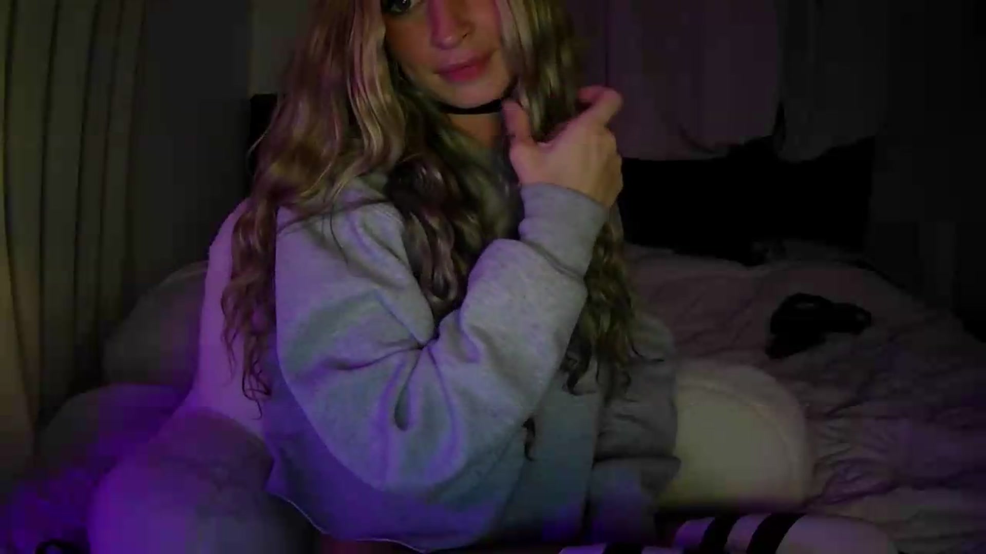 Gallery image thumbnail from Bambi20's myfreecams stream on, 07/03/2026, 05:55 image 10 of 20
