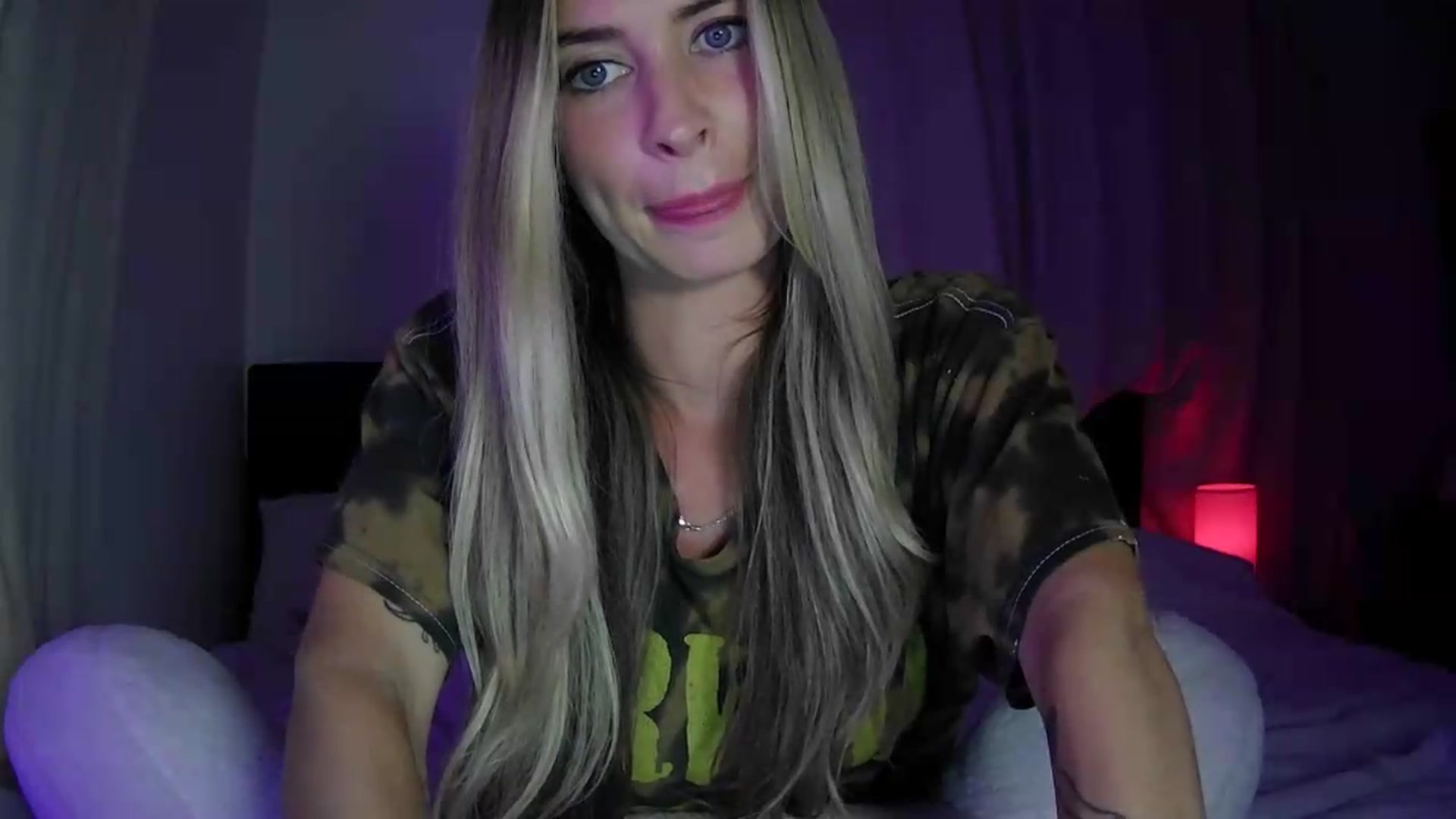 Gallery image thumbnail from Bambi20's myfreecams stream on, 07/06/2026, 04:51 image 10 of 20