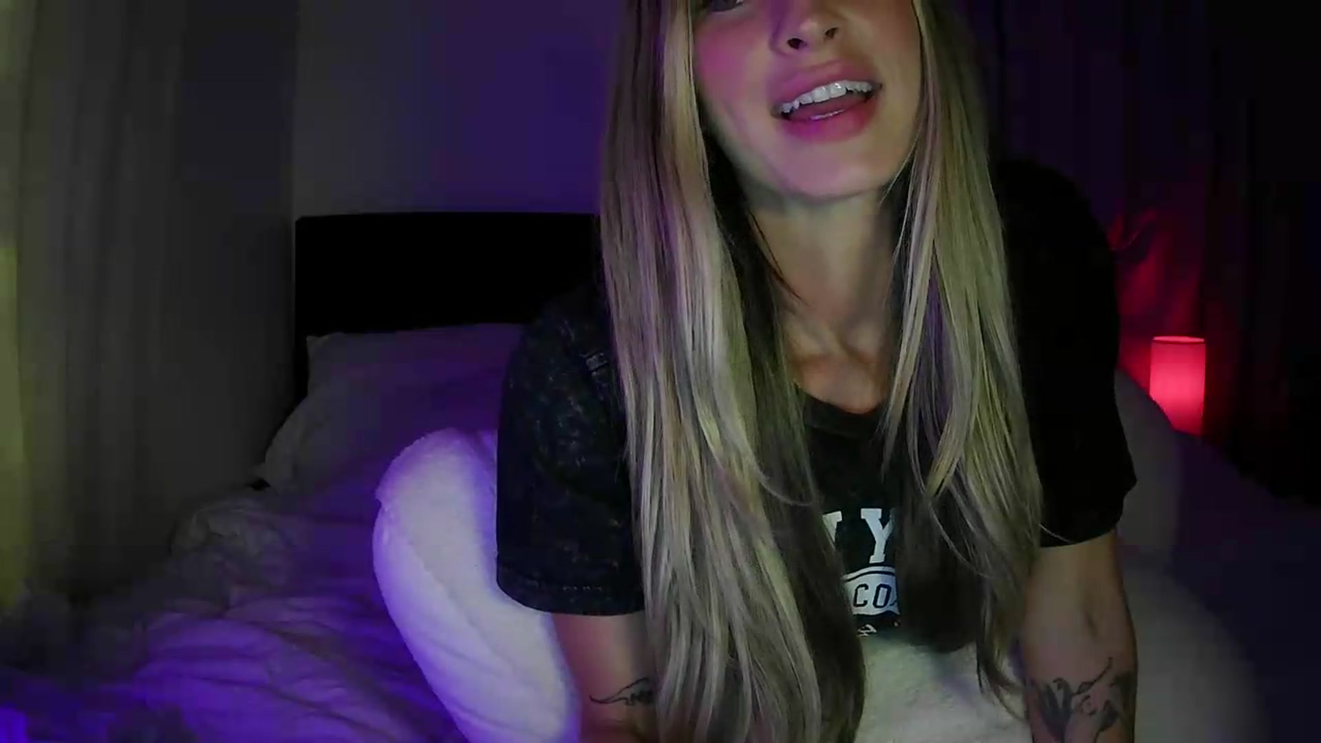 Gallery image thumbnail from Bambi20's myfreecams stream on, 07/07/2026, 05:35 image 7 of 20