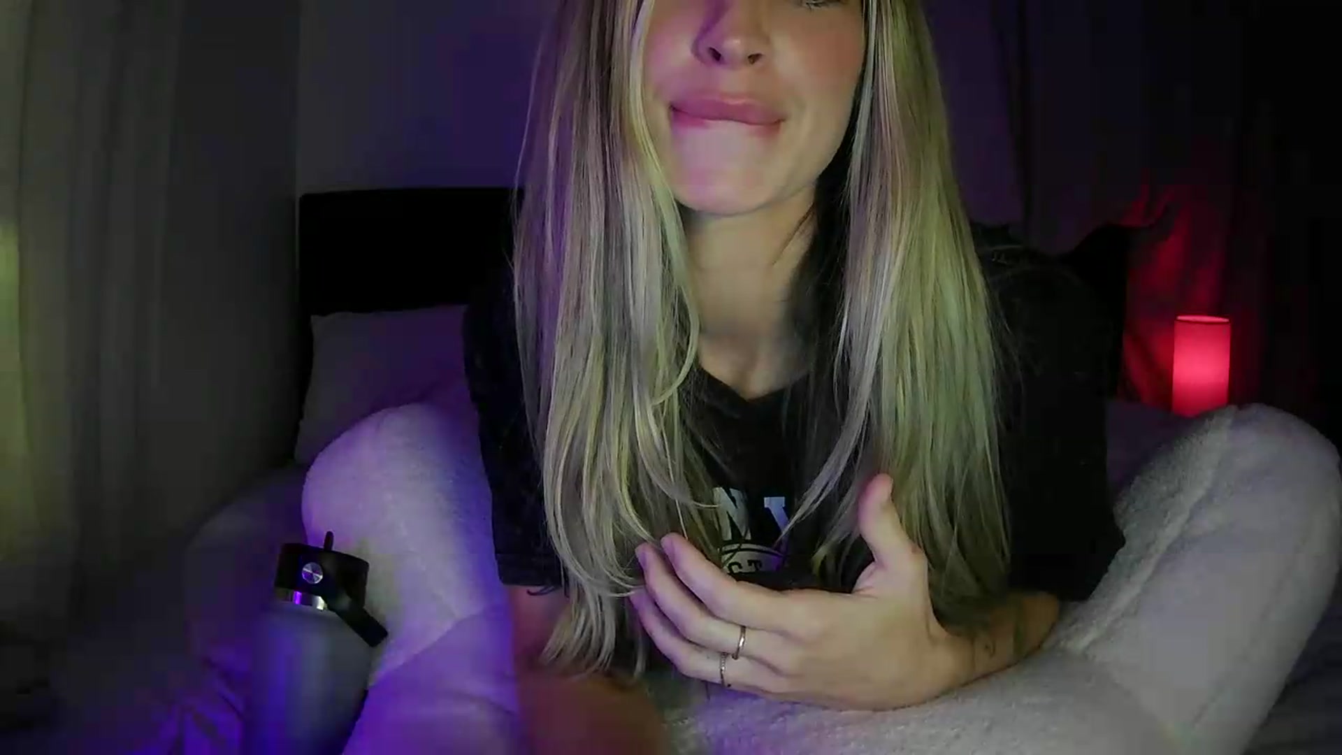 Gallery image thumbnail from Bambi20's myfreecams stream on, 07/07/2026, 06:57 image 17 of 20