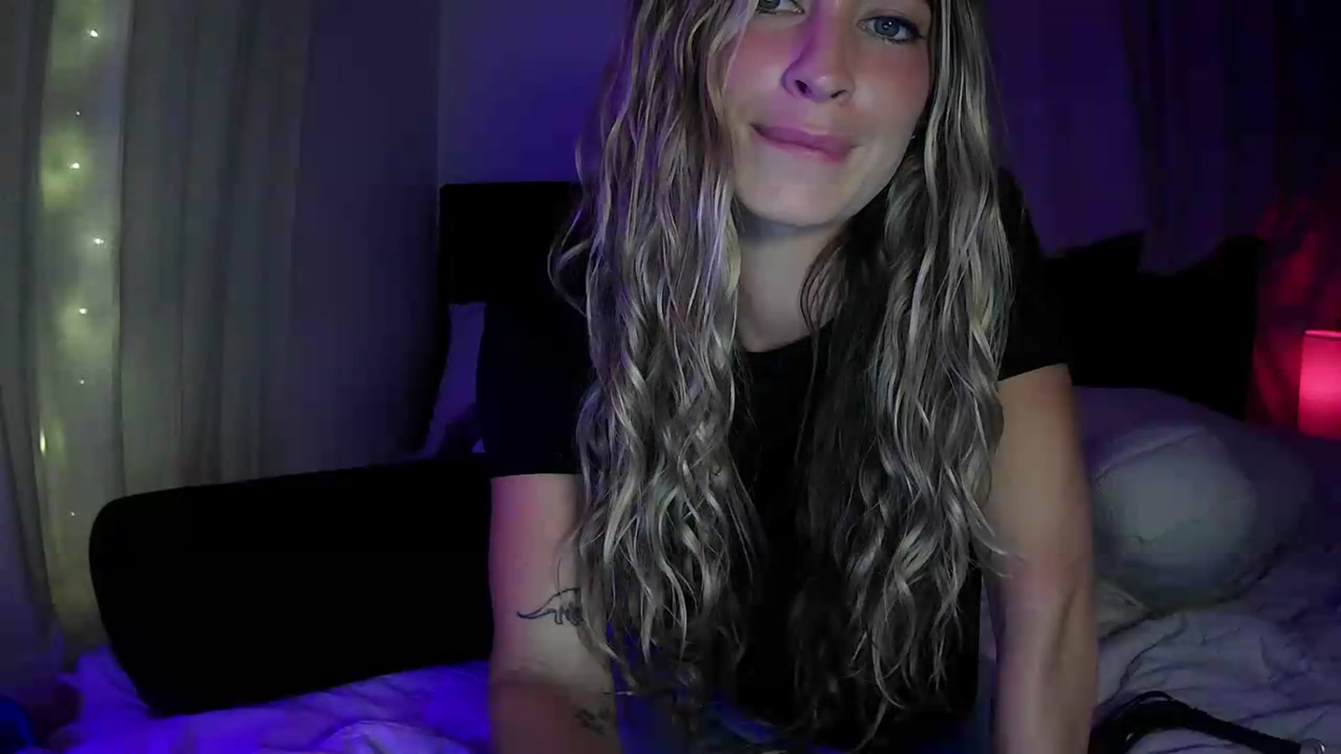 Gallery image thumbnail from Bambi20's myfreecams stream on, 07/08/2026, 05:24 image 17 of 20