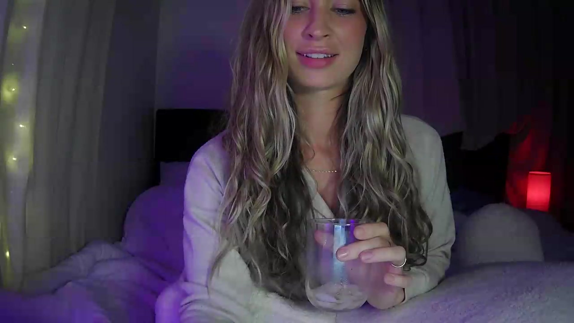 Gallery image thumbnail from Bambi20's myfreecams stream on, 07/09/2026, 04:44 image 13 of 20