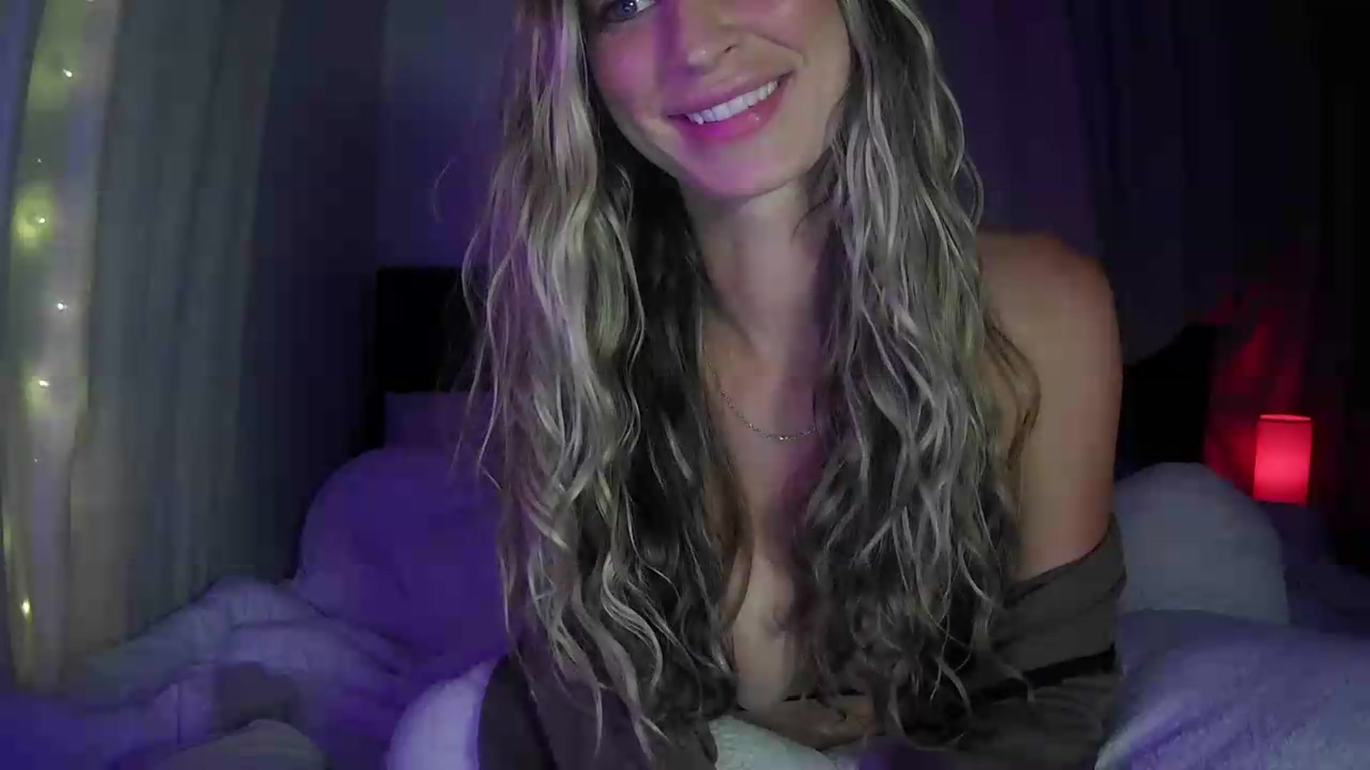 Gallery image thumbnail from Bambi20's myfreecams stream on, 07/09/2026, 04:44 image 18 of 20