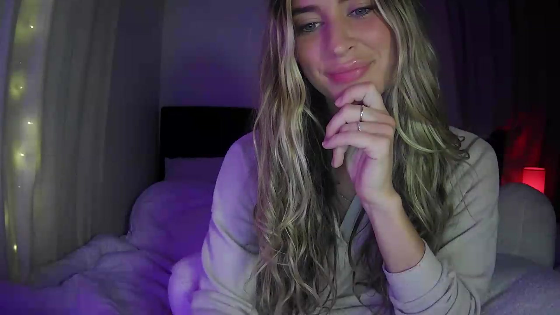 Gallery image thumbnail from Bambi20's myfreecams stream on, 07/09/2026, 04:44 image 11 of 20