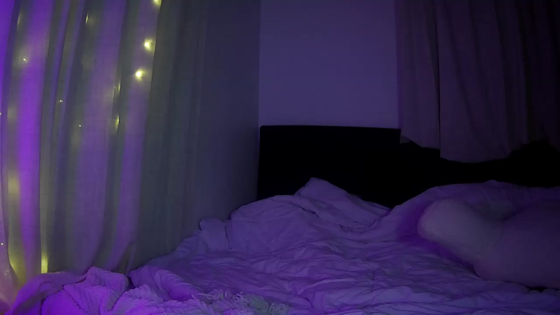 Gallery image thumbnail from Bambi20's myfreecams stream on, 07/17/2026, 03:44 image 1 of 20