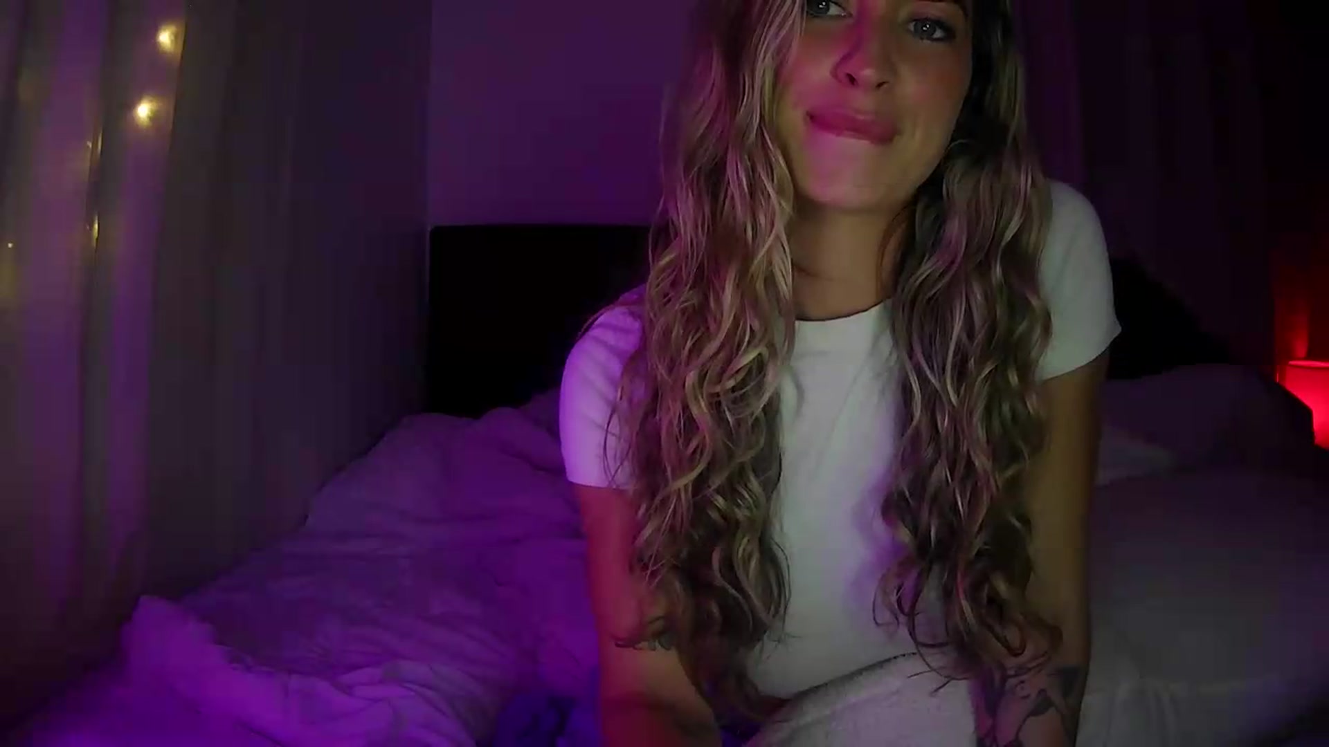 Gallery image thumbnail from Bambi20's myfreecams stream on, 07/17/2026, 04:18 image 12 of 20