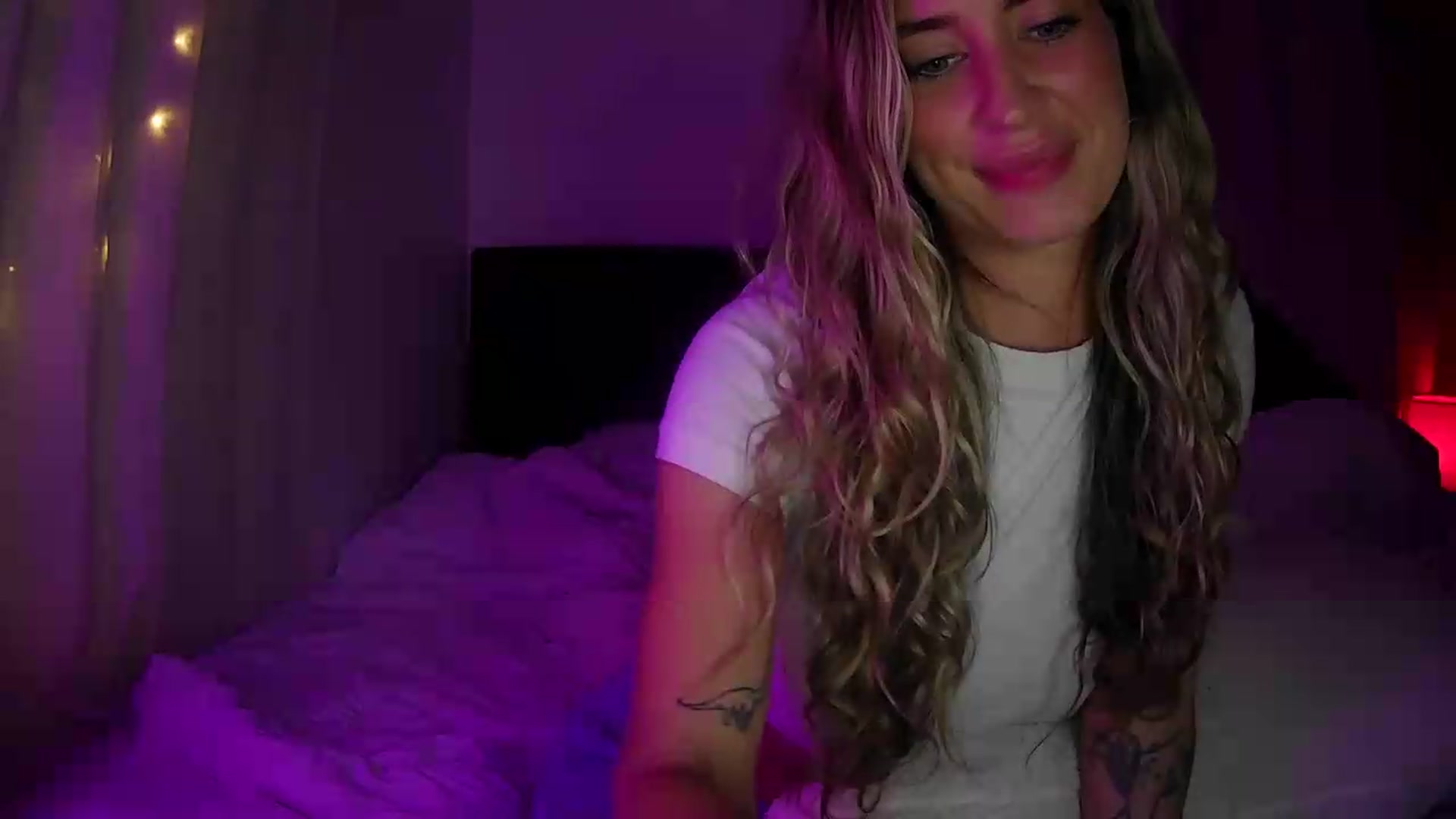 Gallery image thumbnail from Bambi20's myfreecams stream on, 07/17/2026, 04:18 image 17 of 20