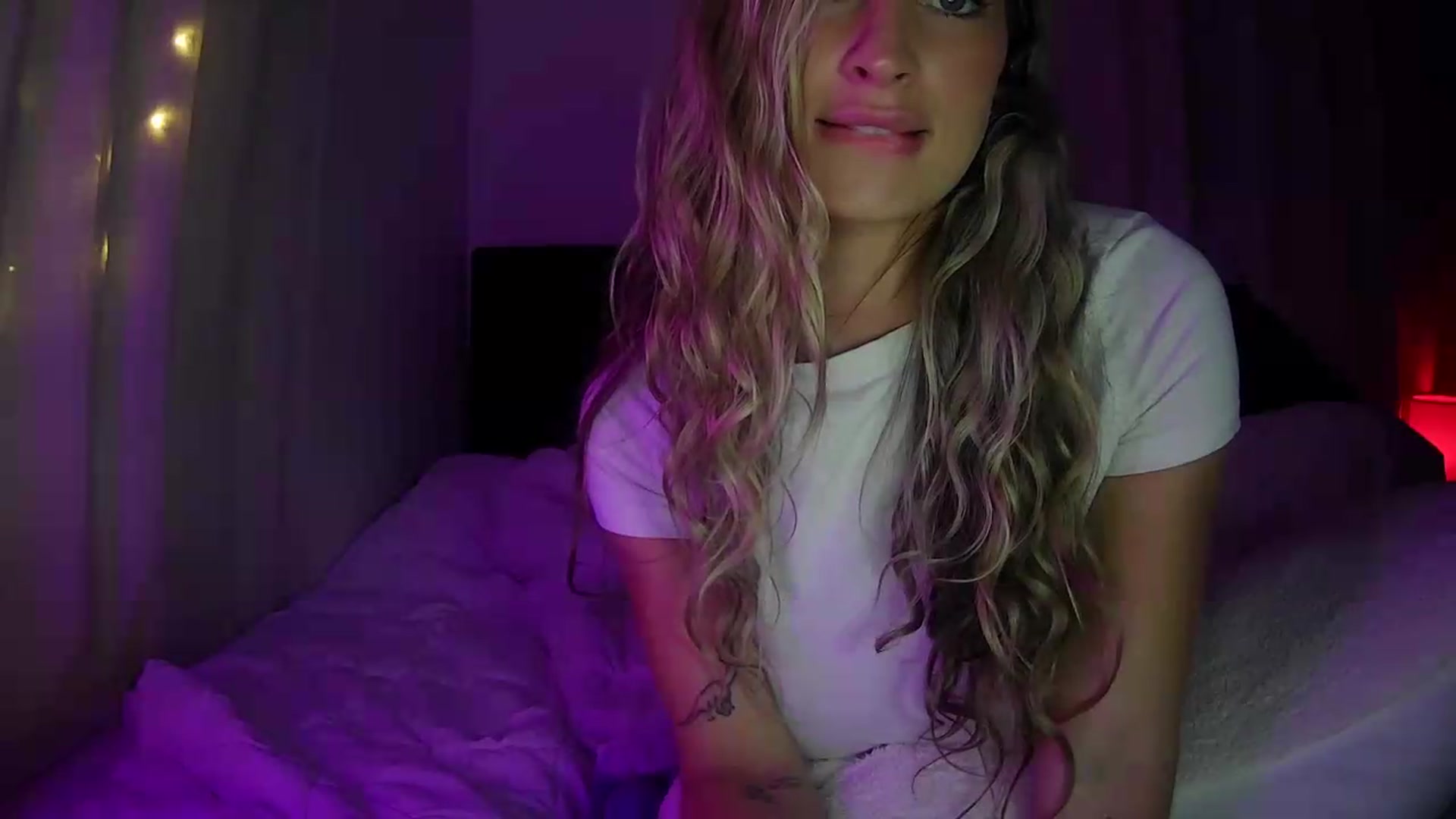 Gallery image thumbnail from Bambi20's myfreecams stream on, 07/17/2026, 04:40 image 7 of 20