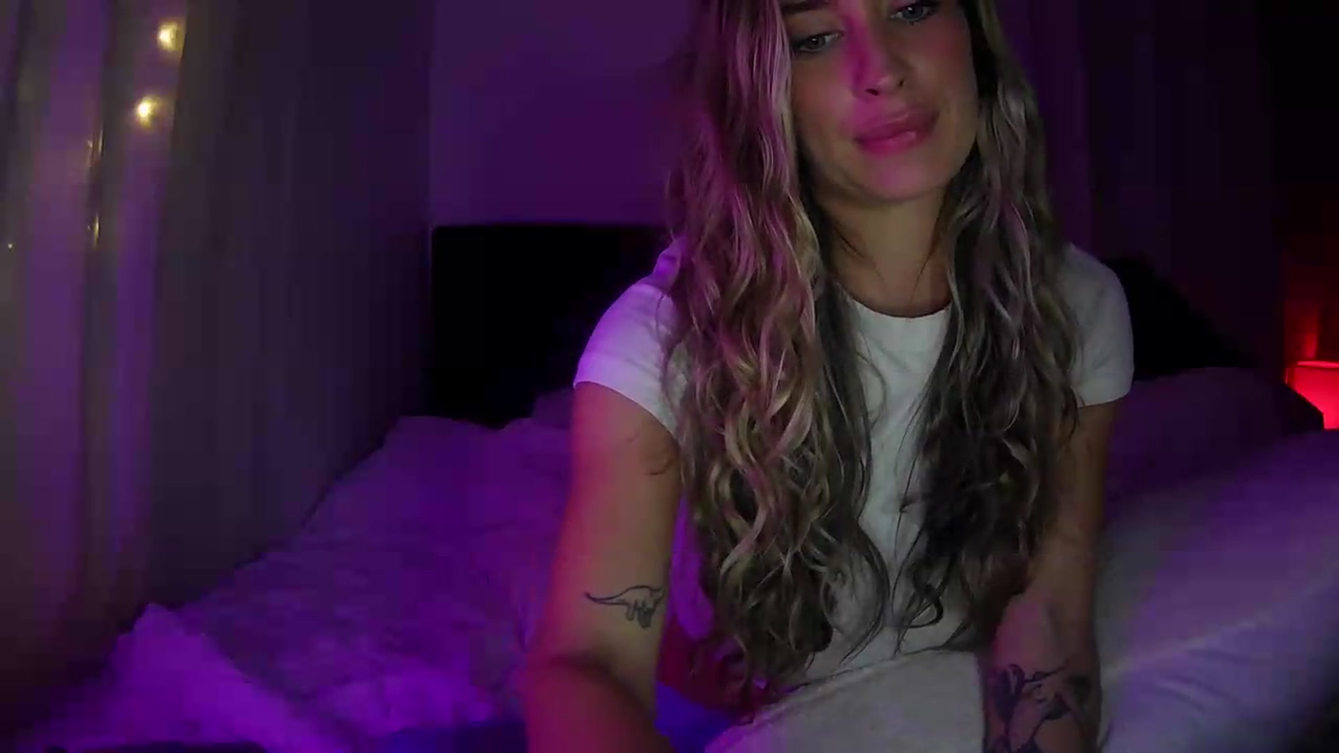 Gallery image thumbnail from Bambi20's myfreecams stream on, 07/17/2026, 05:04 image 6 of 20