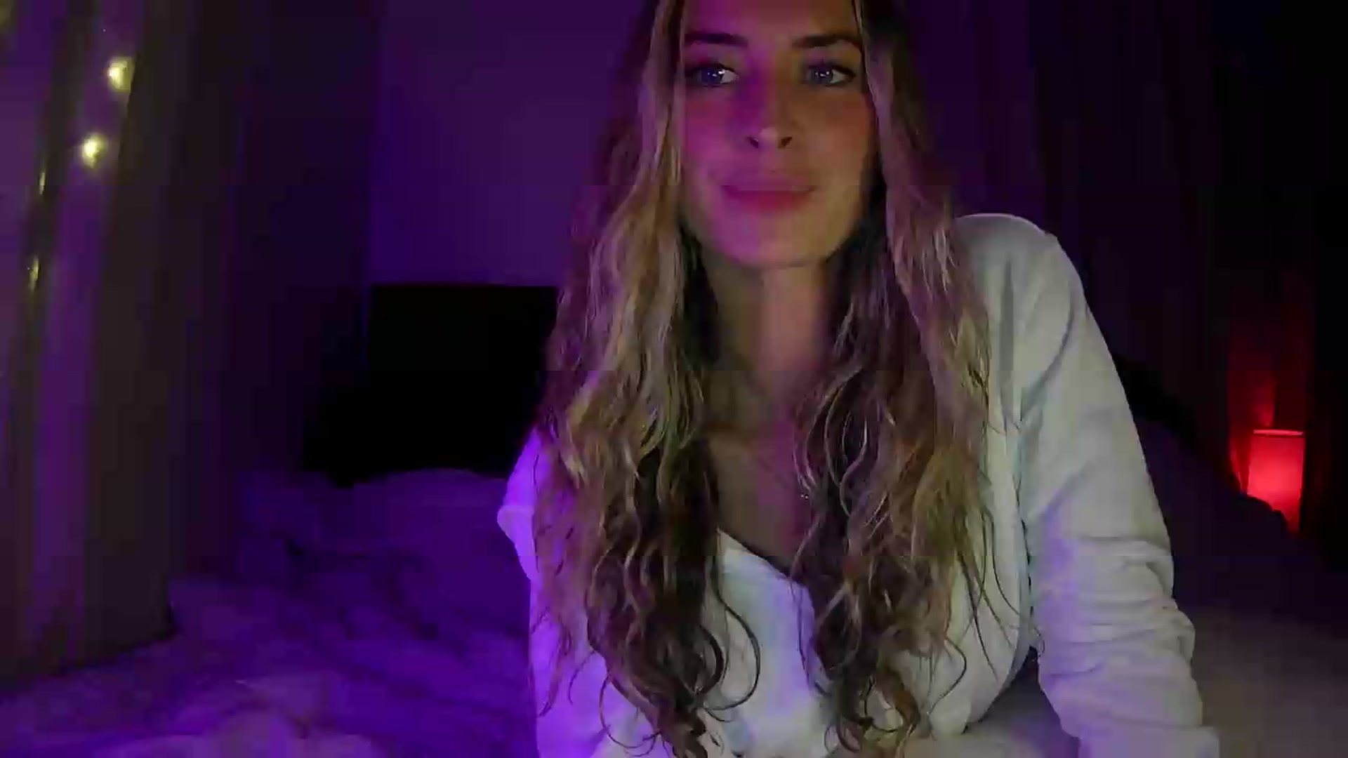 Gallery image thumbnail from Bambi20's myfreecams stream on, 07/19/2026, 05:47 image 1 of 20