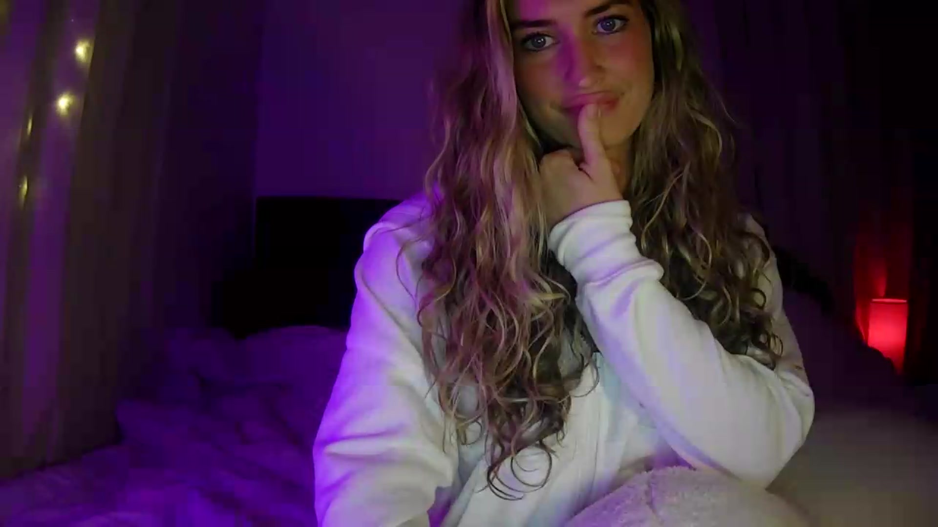 Gallery image thumbnail from Bambi20's myfreecams stream on, 07/19/2026, 05:47 image 18 of 20