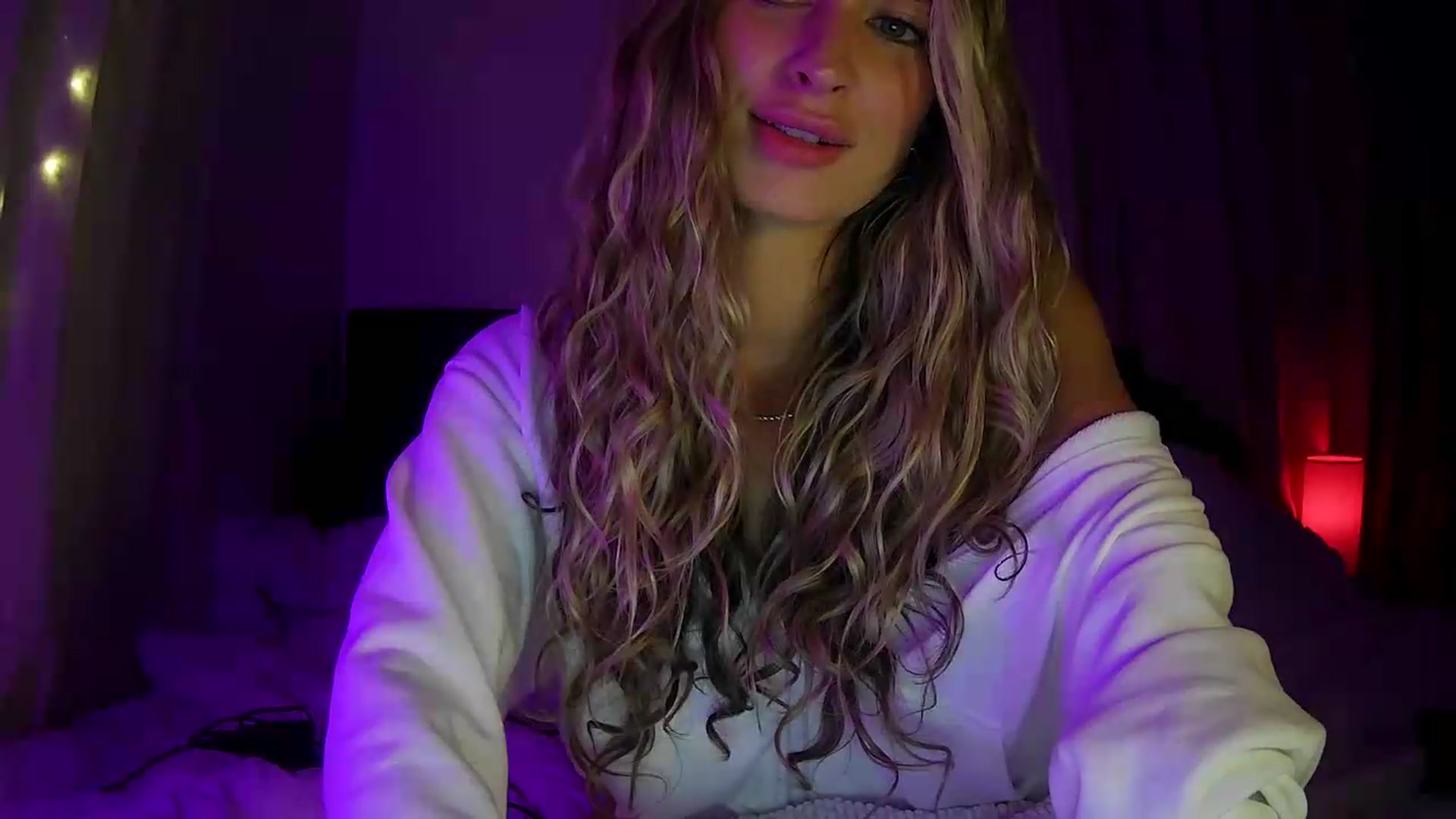 Gallery image thumbnail from Bambi20's myfreecams stream on, 07/19/2026, 06:38 image 18 of 20