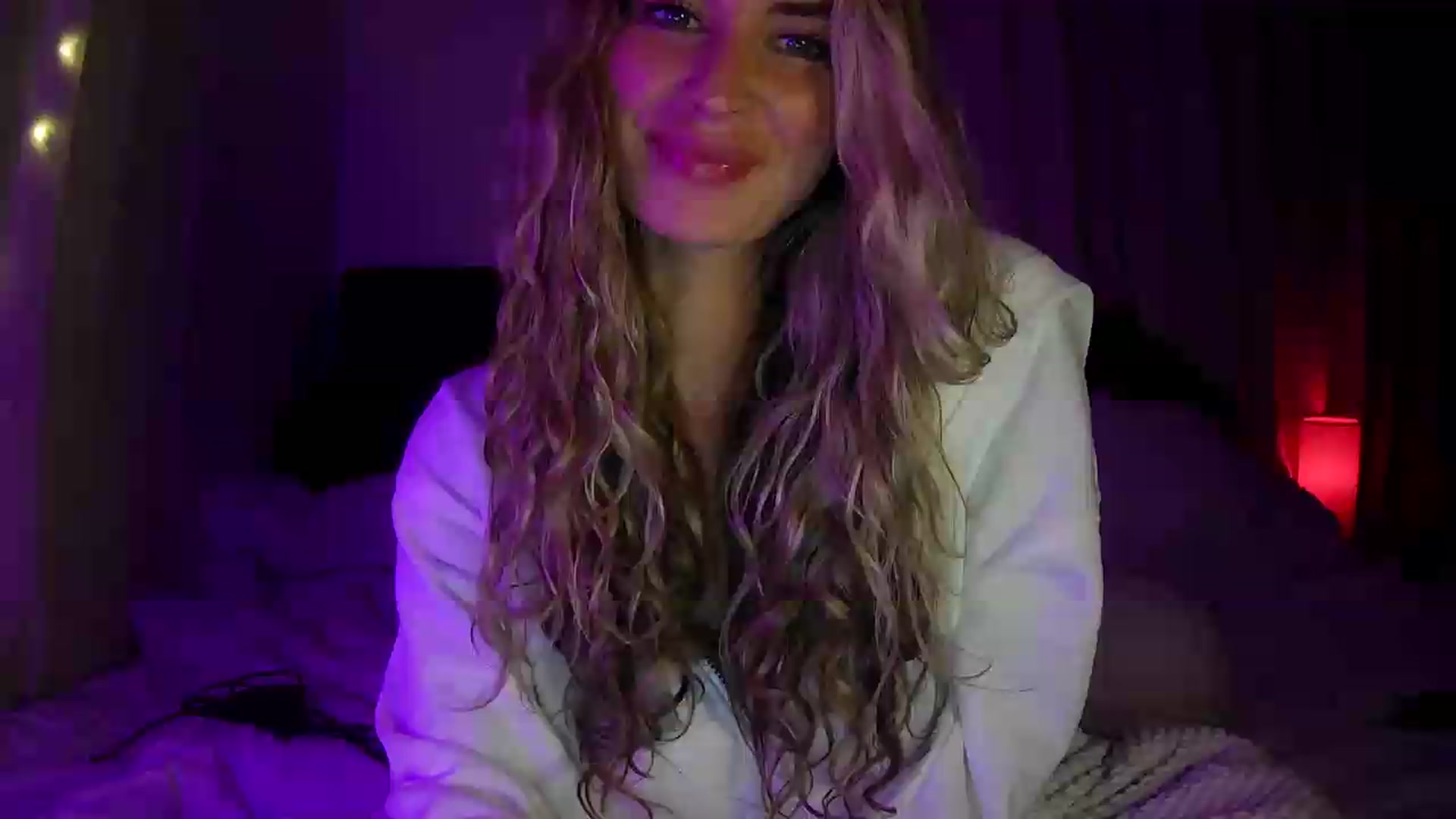Gallery image thumbnail from Bambi20's myfreecams stream on, 07/19/2026, 06:38 image 1 of 20