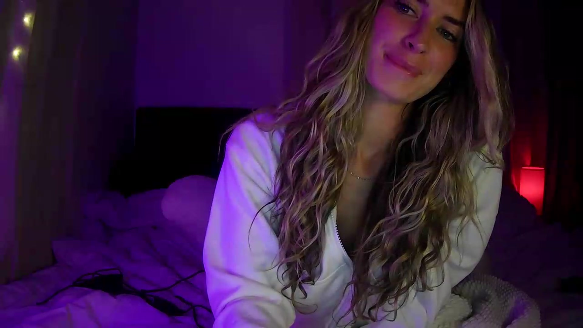 Gallery image thumbnail from Bambi20's myfreecams stream on, 07/19/2026, 06:38 image 7 of 20