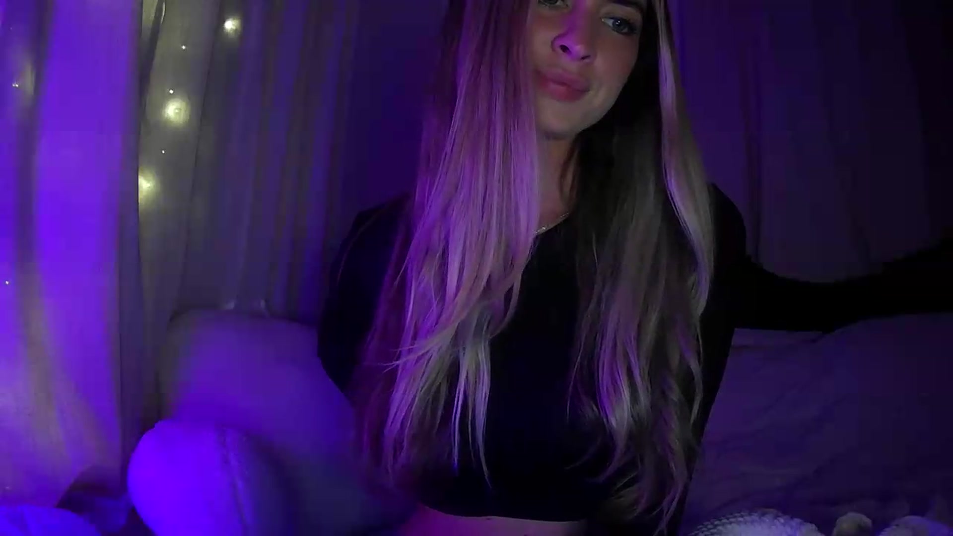 Gallery image thumbnail from Bambi20's myfreecams stream on, 07/26/2026, 04:44 image 2 of 20