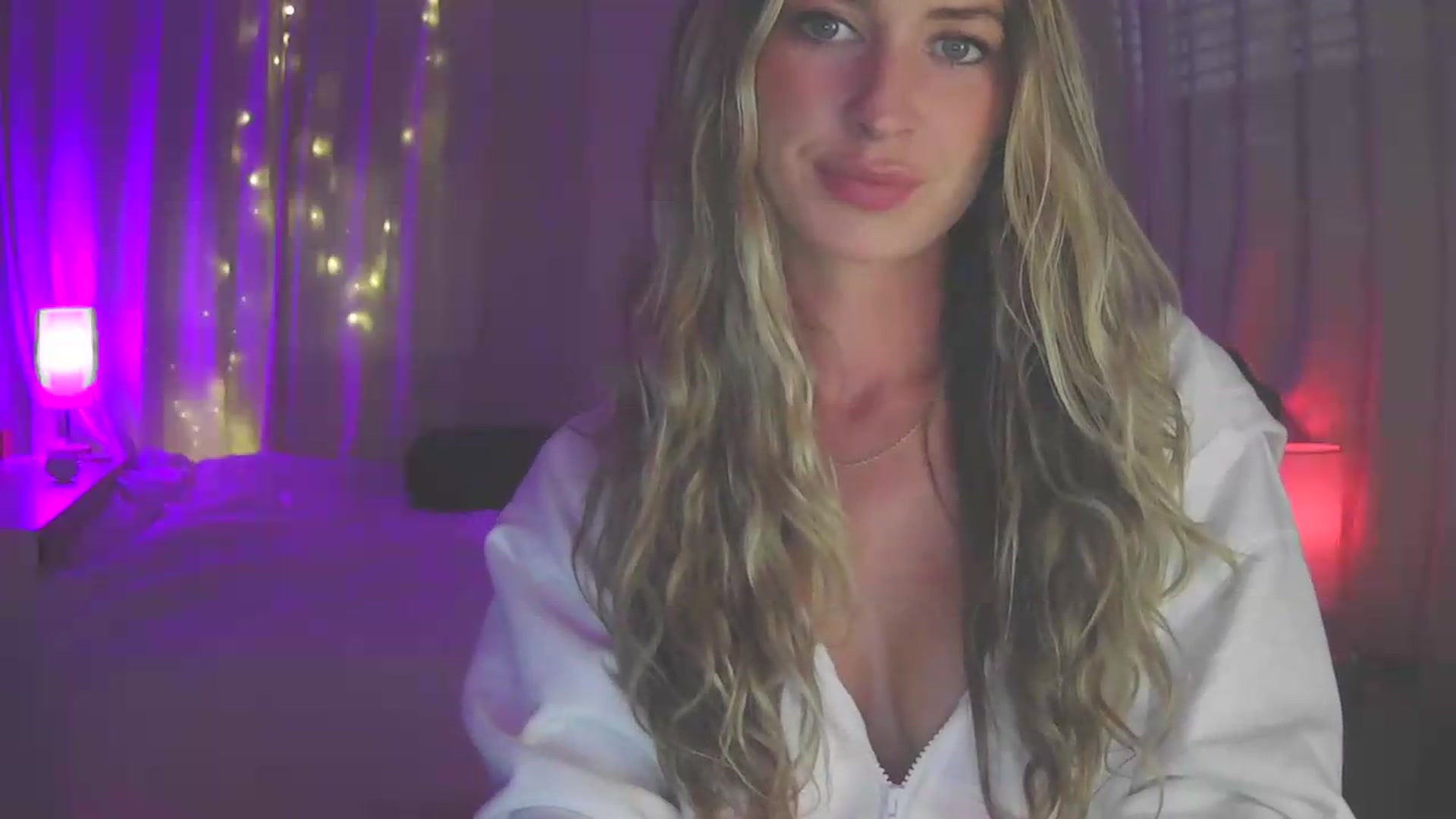 Gallery image thumbnail from Bambi20's myfreecams stream on, 07/30/2026, 01:55 image 4 of 20