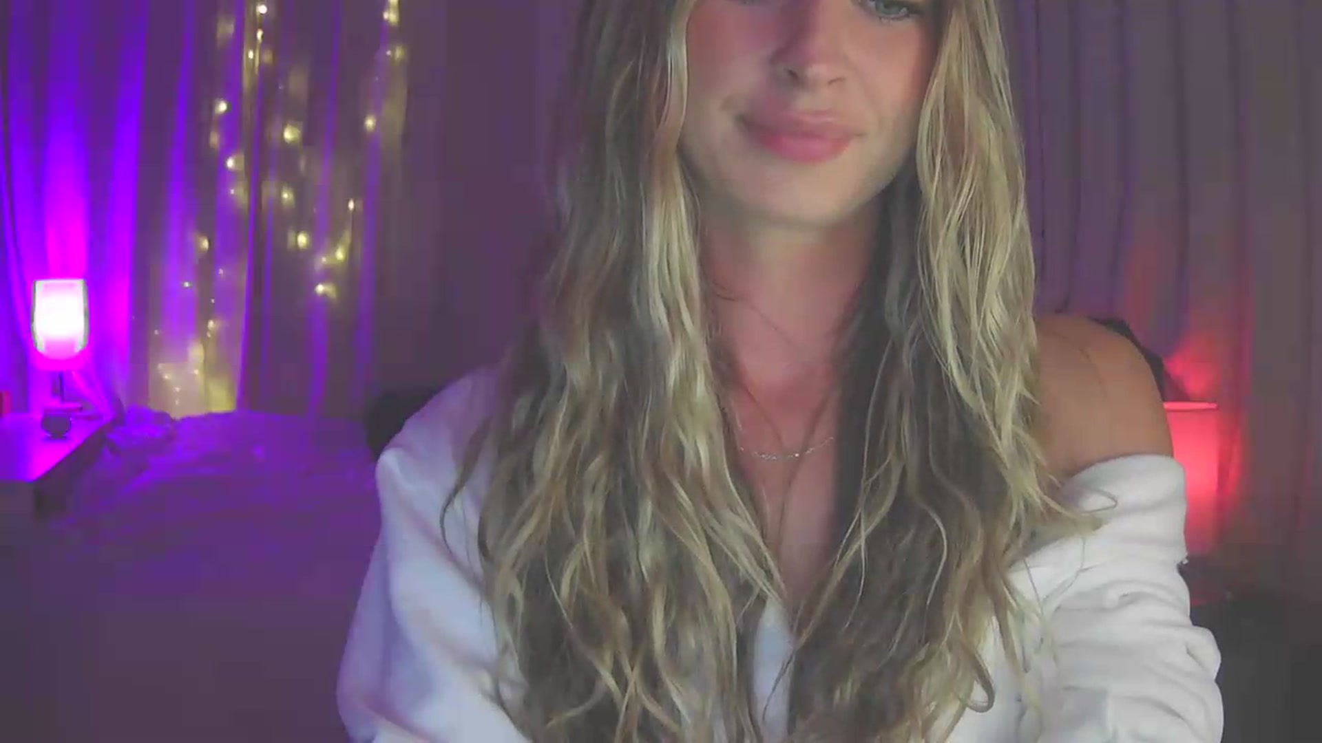Gallery image thumbnail from Bambi20's myfreecams stream on, 07/30/2026, 01:55 image 8 of 20