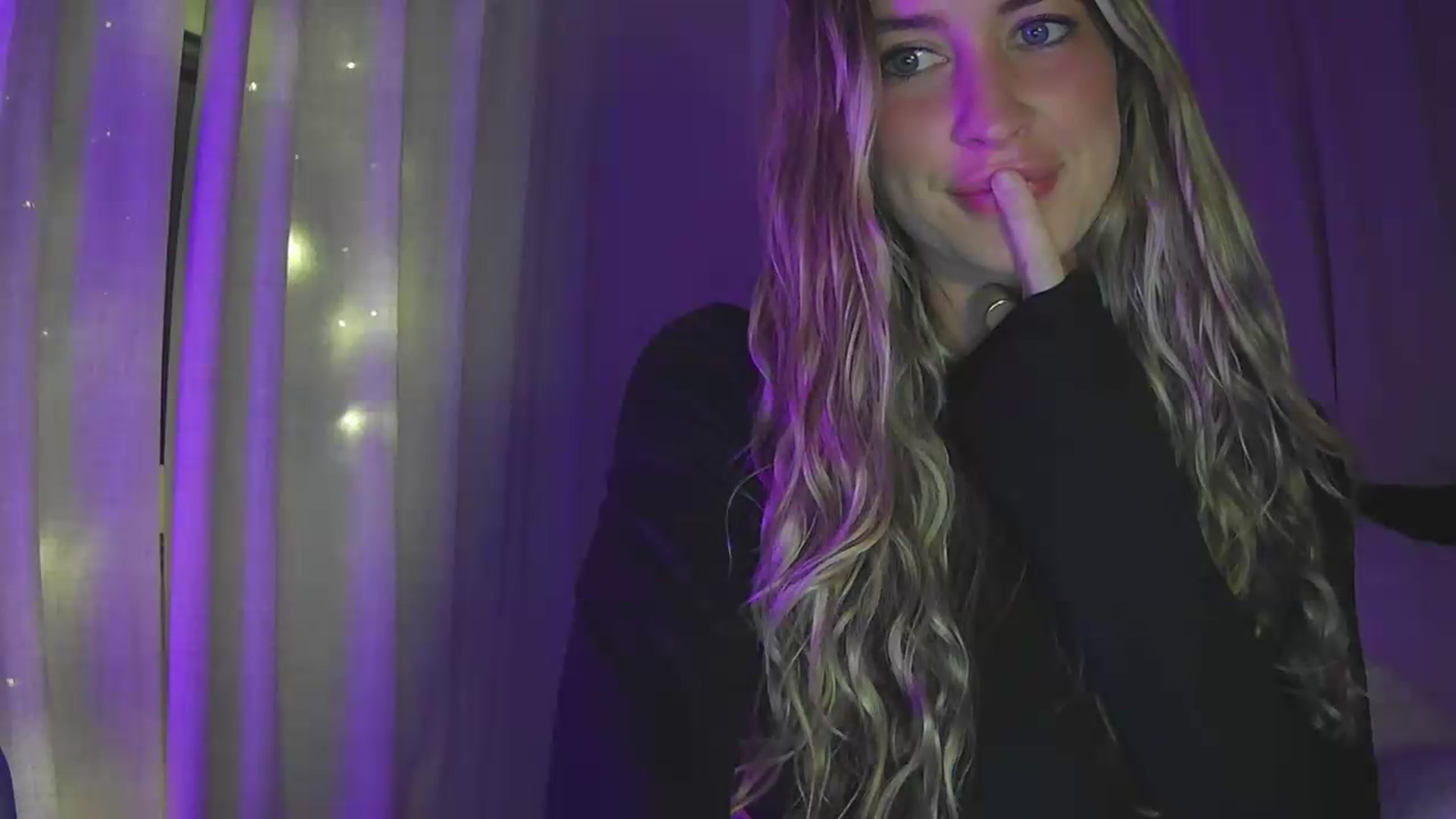 Gallery image thumbnail from Bambi20's myfreecams stream on, 07/31/2026, 04:29 image 12 of 20